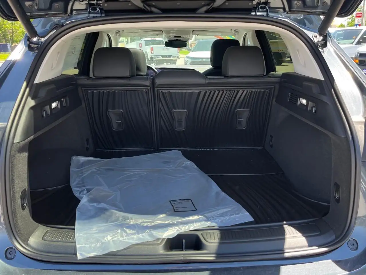 Buick Envision снимка Buick Envision