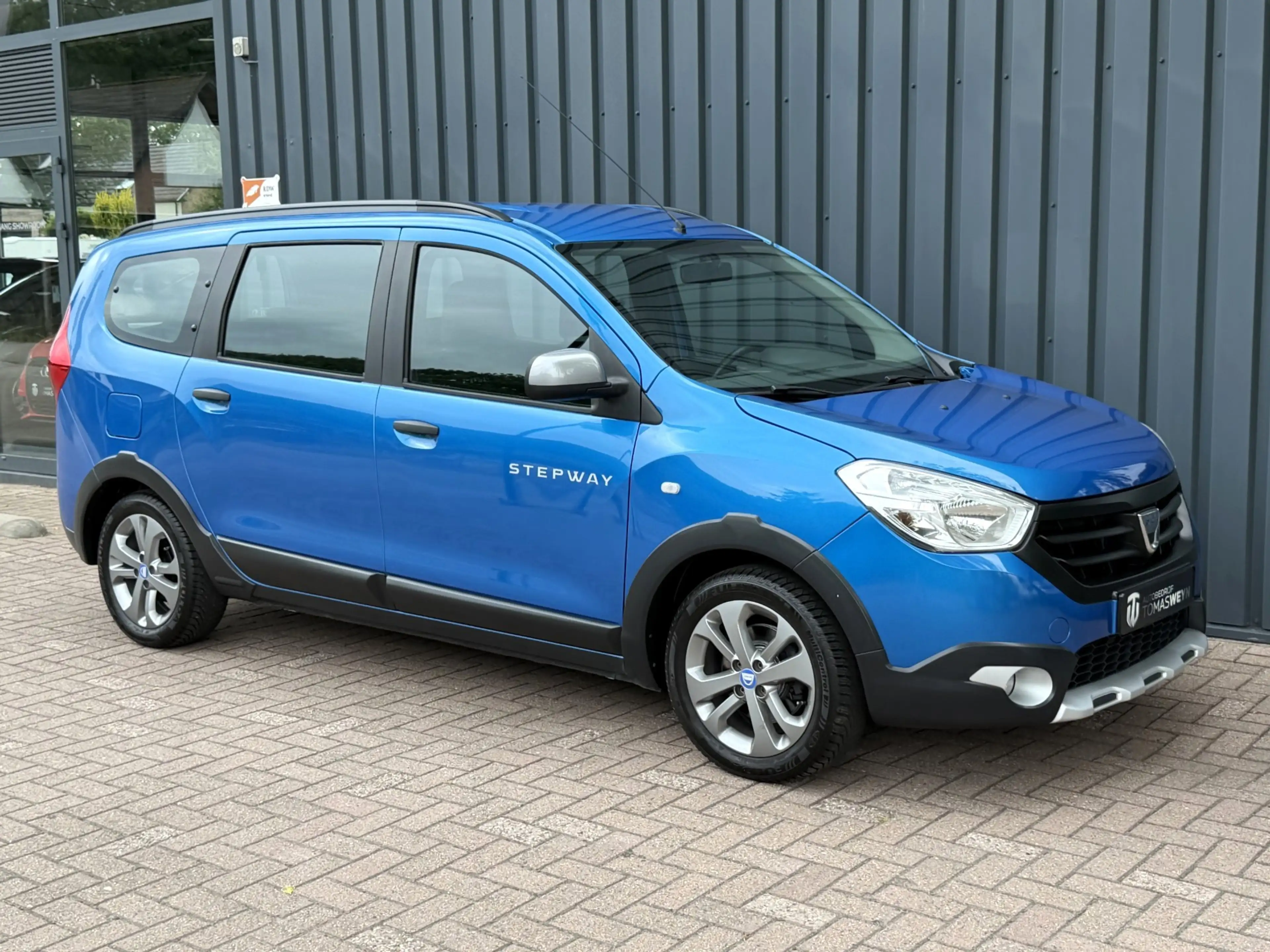 Dacia Lodgy 1.2 TCe Stepway 7-PERSOONS!/ONDERHOUDEN!/NW APK!/ — photo 2