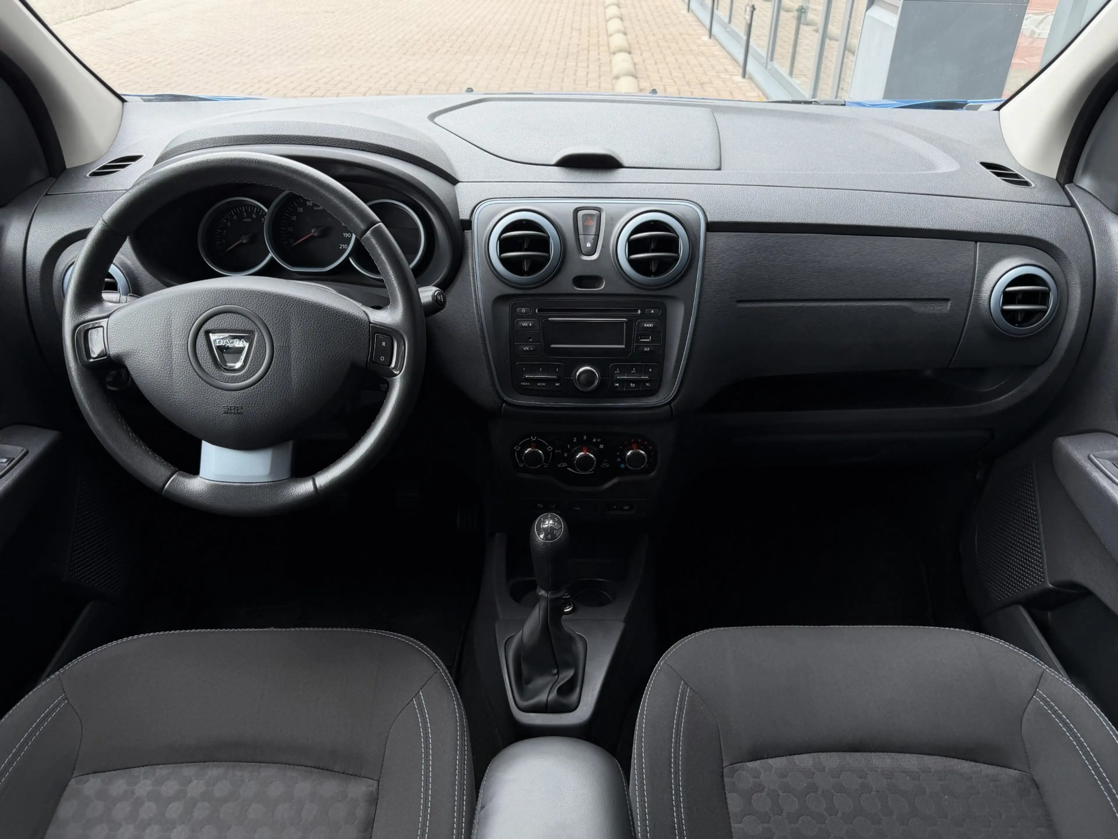 Dacia Lodgy 1.2 TCe Stepway 7-PERSOONS!/ONDERHOUDEN!/NW APK!/ — photo 10