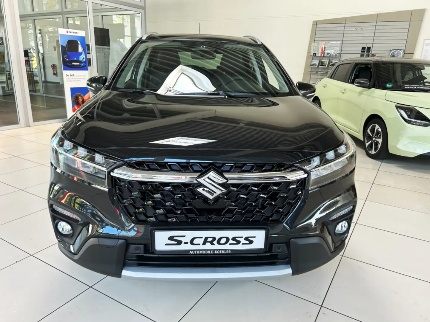 Suzuki SX4 S-Cross 1.4 COMFORT+ ALLGRIP HYBRID NAVI LED 17'' Negro - 2