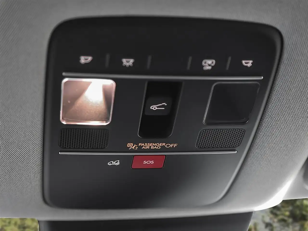 Hyundai PALISADE Hybrid photo Hyundai PALISADE Hybrid
