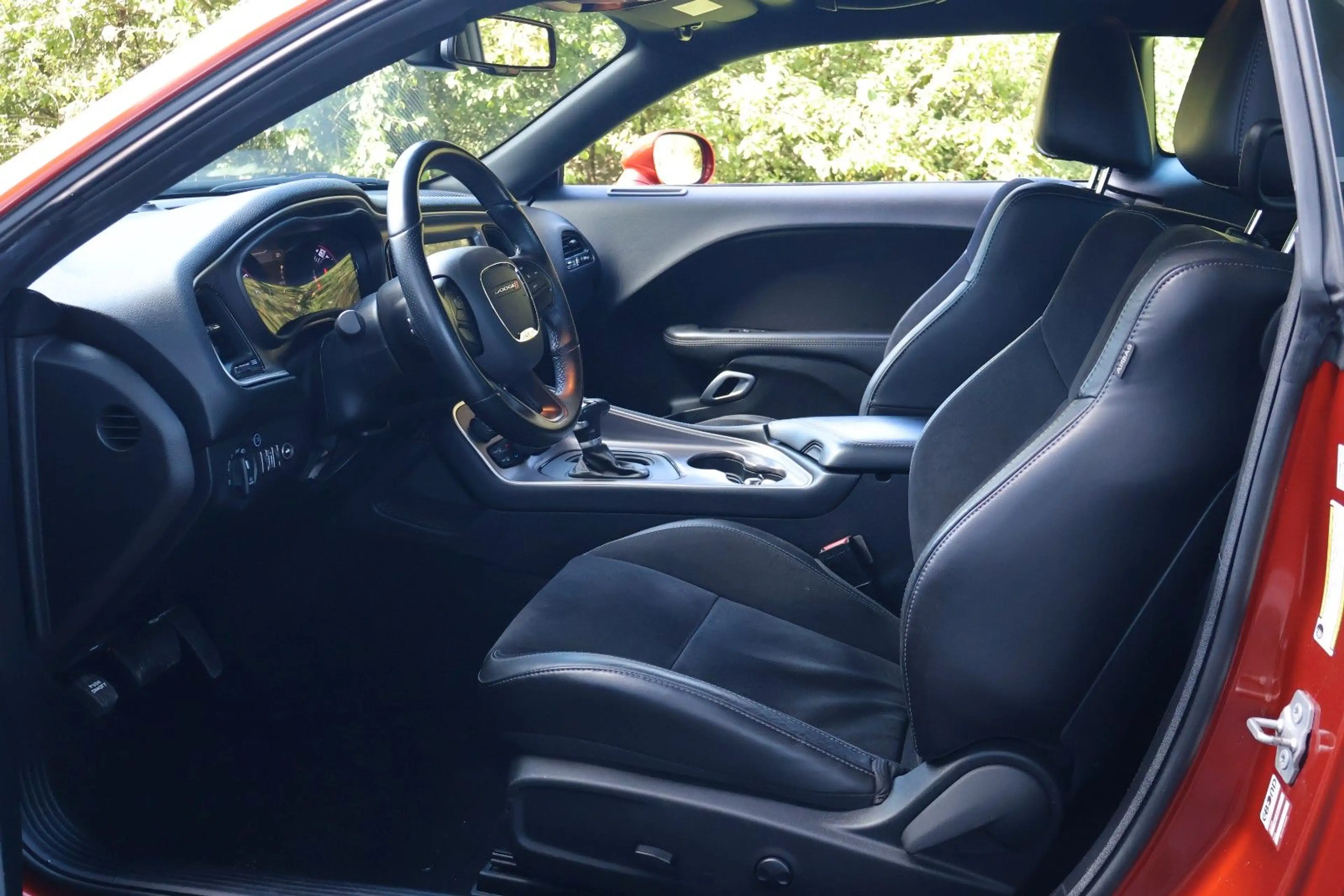 Dodge Challenger SXT 3.6L V6/PDC/NAVI/CARPLAY/KAMERA — photo 11
