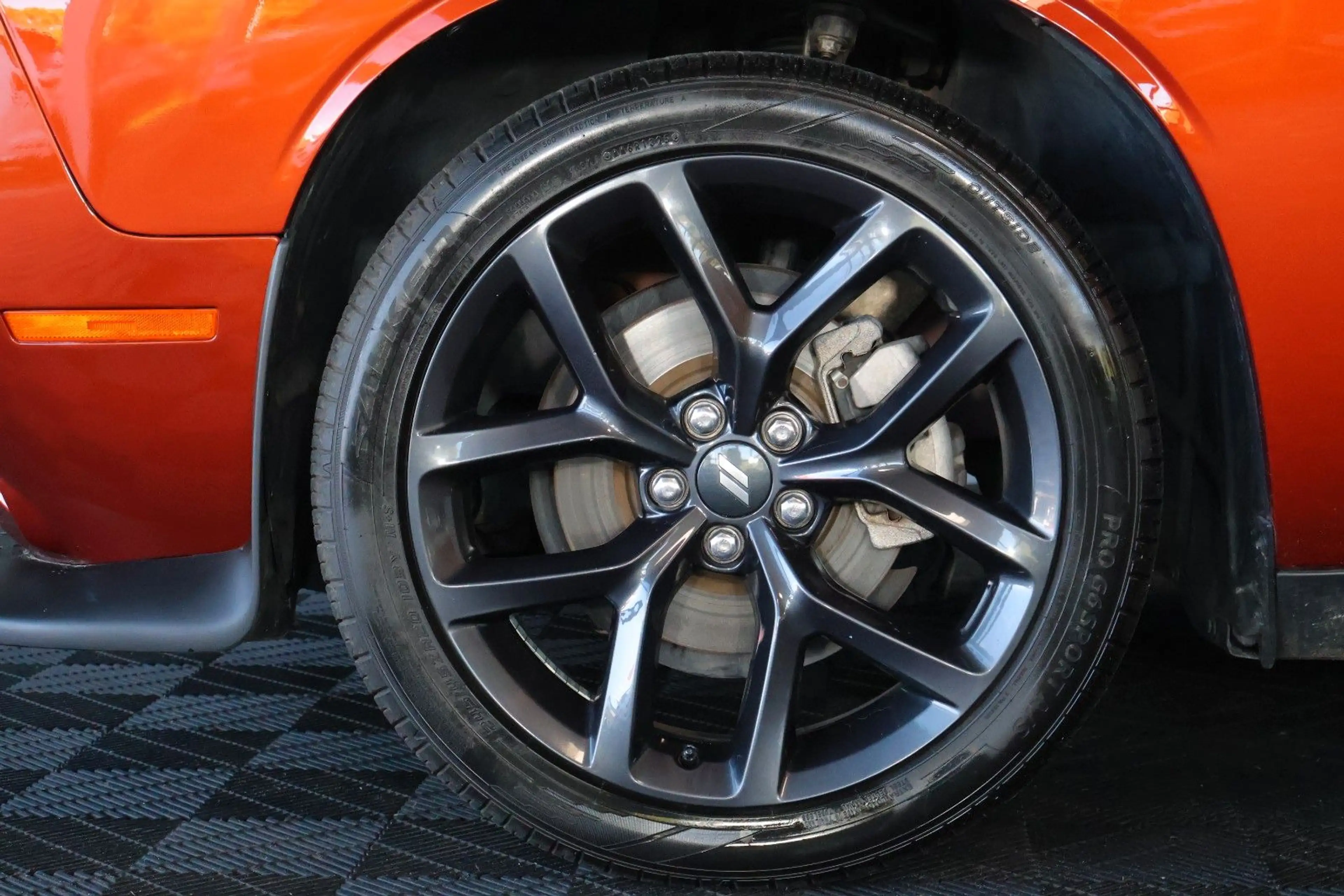 Dodge Challenger SXT 3.6L V6/PDC/NAVI/CARPLAY/KAMERA — photo 3