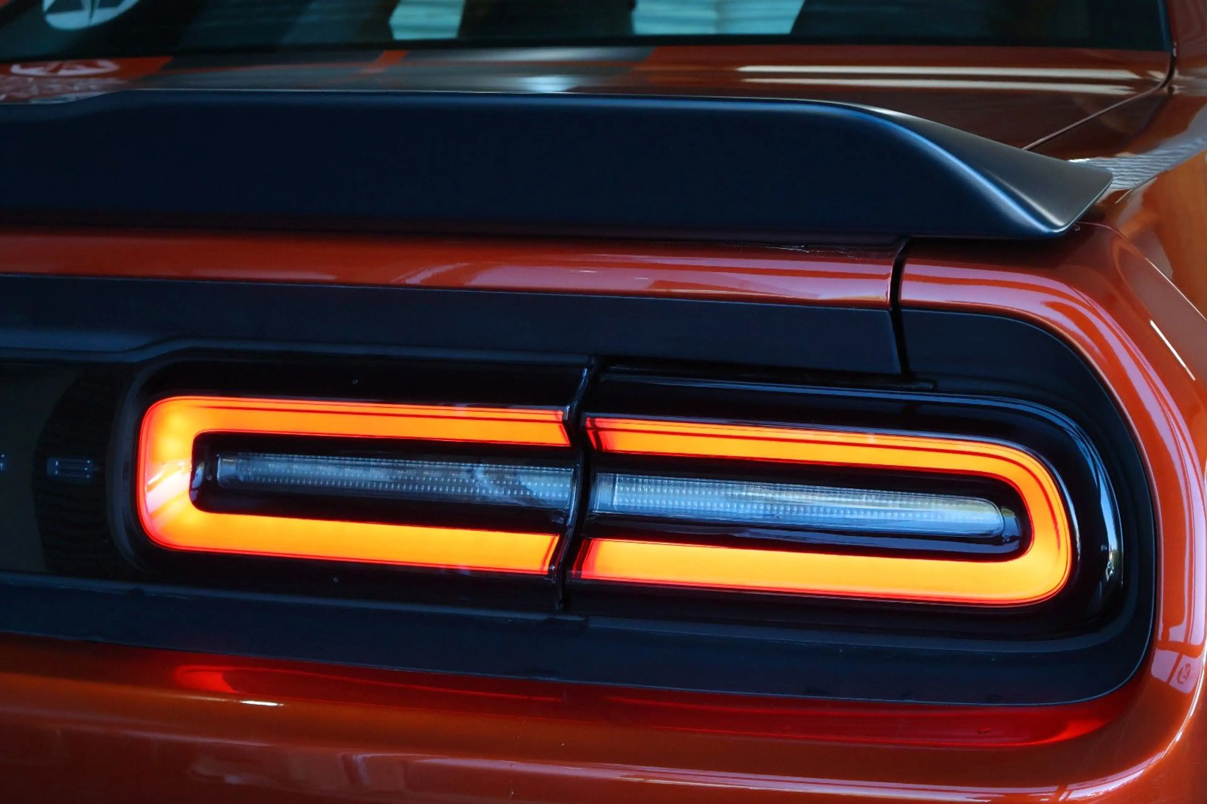 Dodge Challenger SXT 3.6L V6/PDC/NAVI/CARPLAY/KAMERA — photo 9