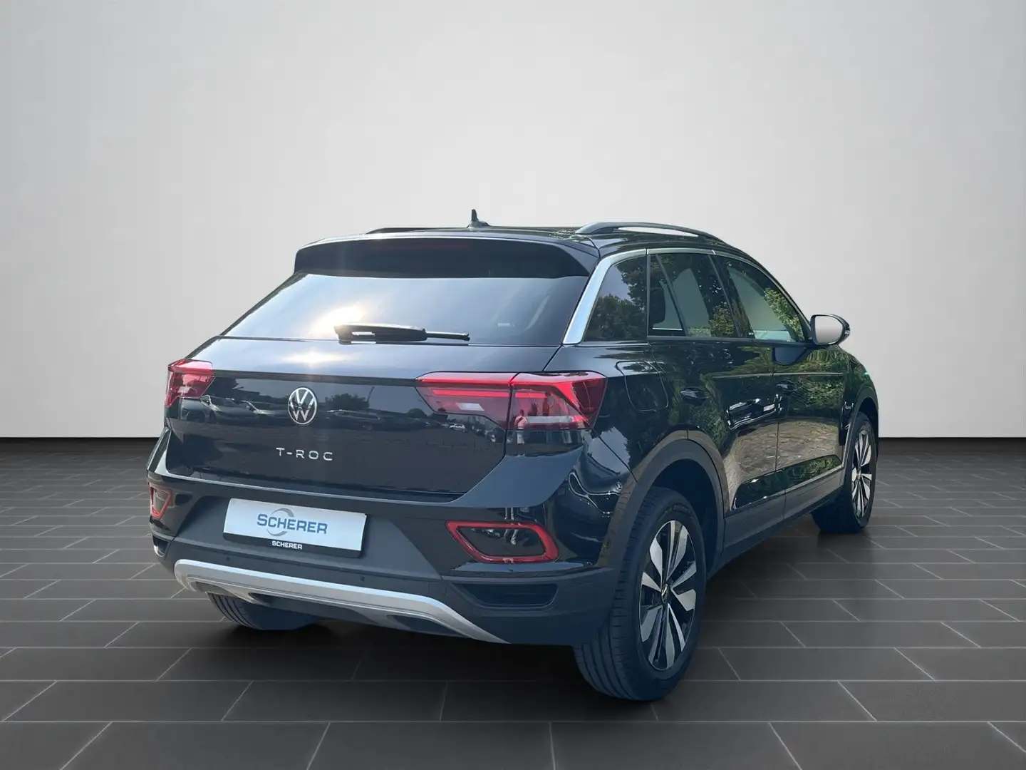 Volkswagen T-Roc 1.5 TSI OPF Life Navi, IQ.Drive Paket, App Schwarz - 2