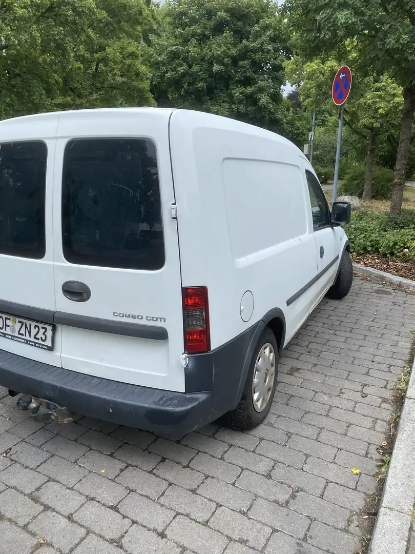 Opel Combo 1.3 CDTI DPF - 1