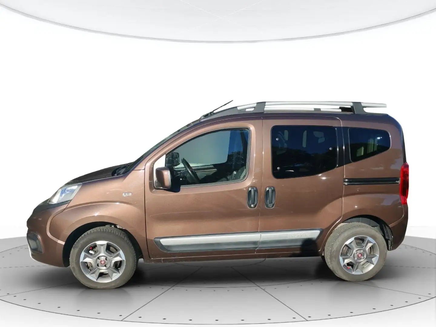 Fiat Qubo 1.3 mjt 16v Trekking 95cv brončana - 2