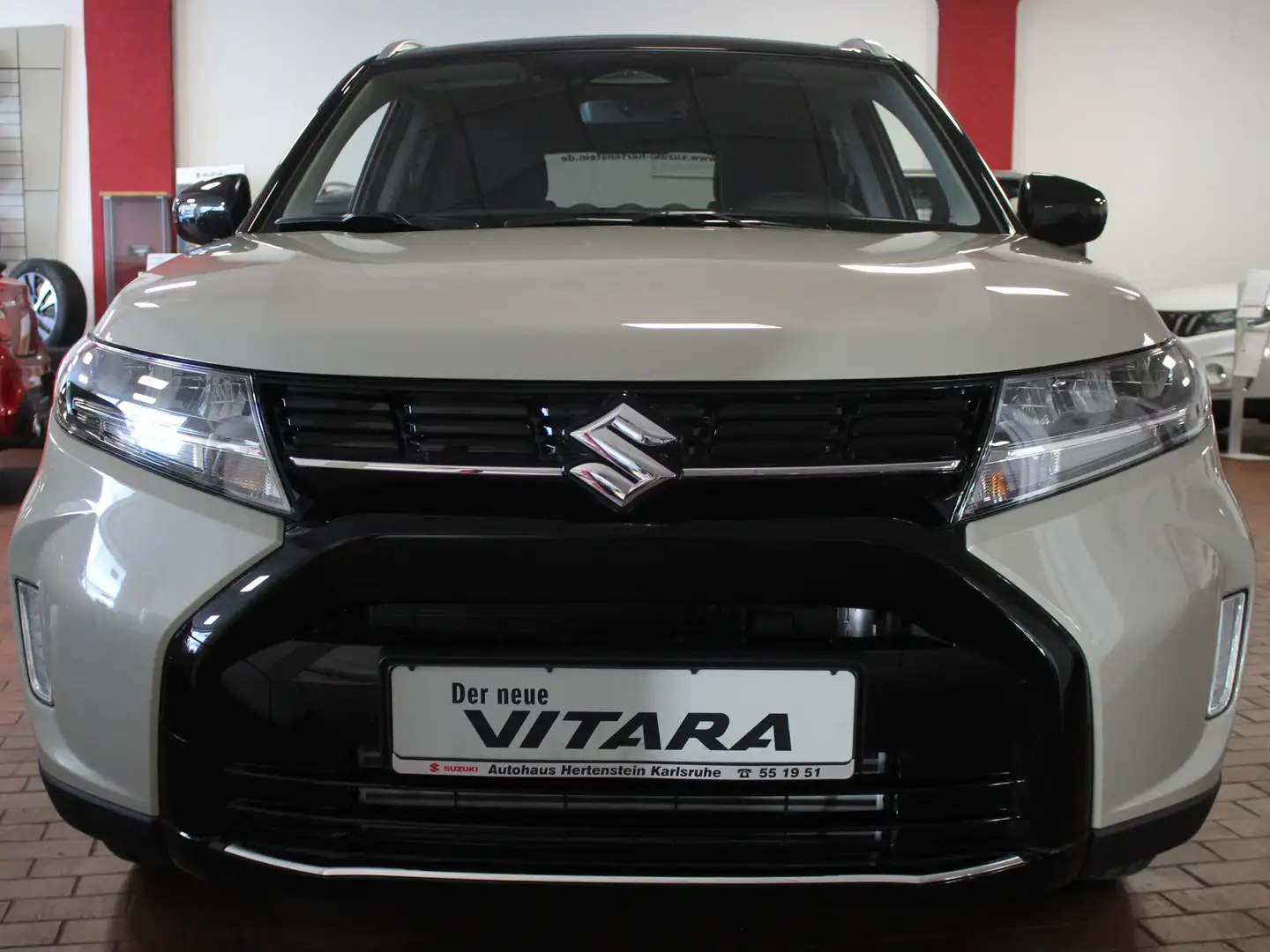 Suzuki Vitara 1.5 Dualjet Hybrid AGS Comfort Beige - 2