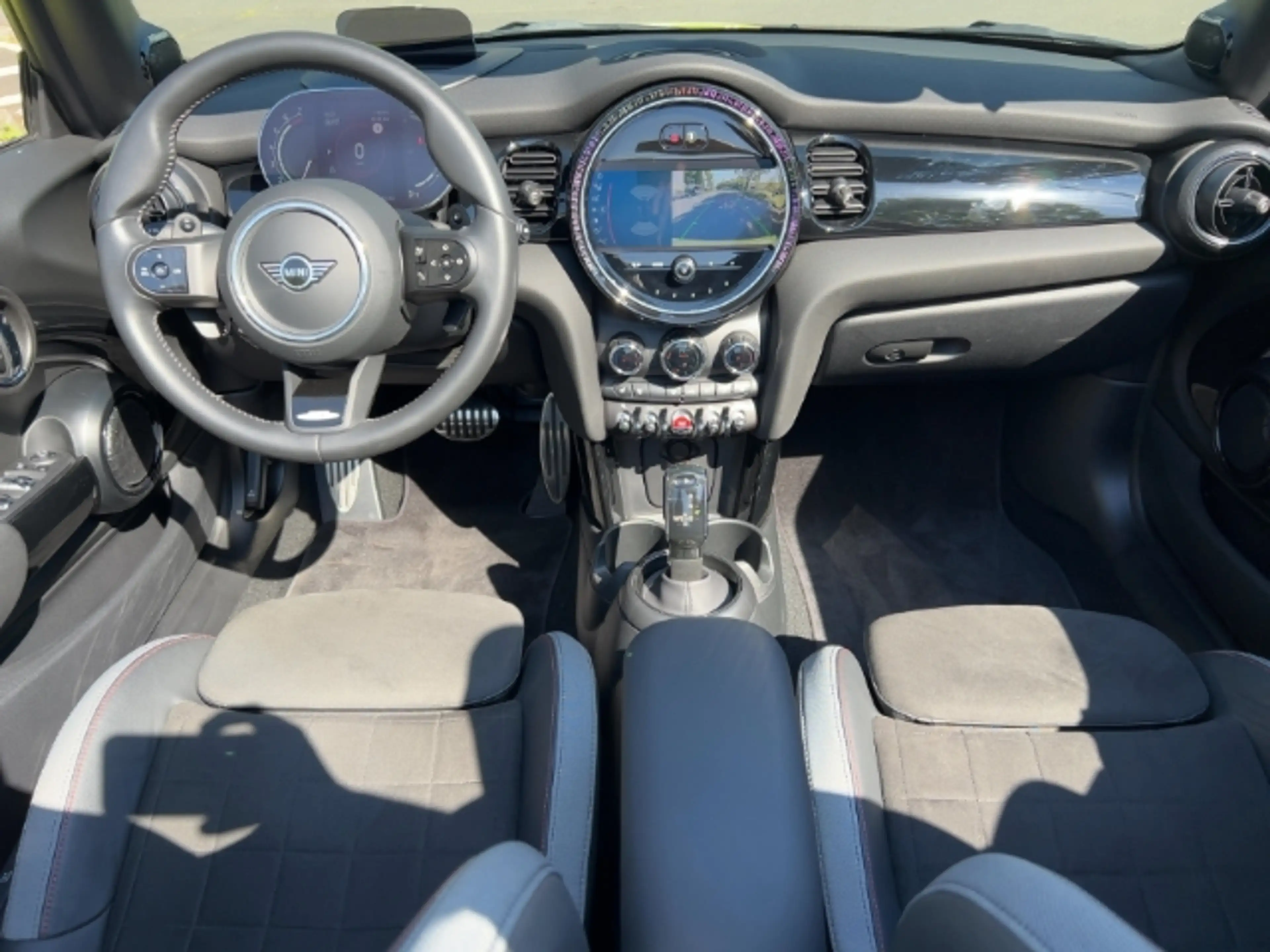 MINI Cooper S Cabrio El. Verdeck HUD AD Navi Leder Digitales Cockpit Ha — photo 8