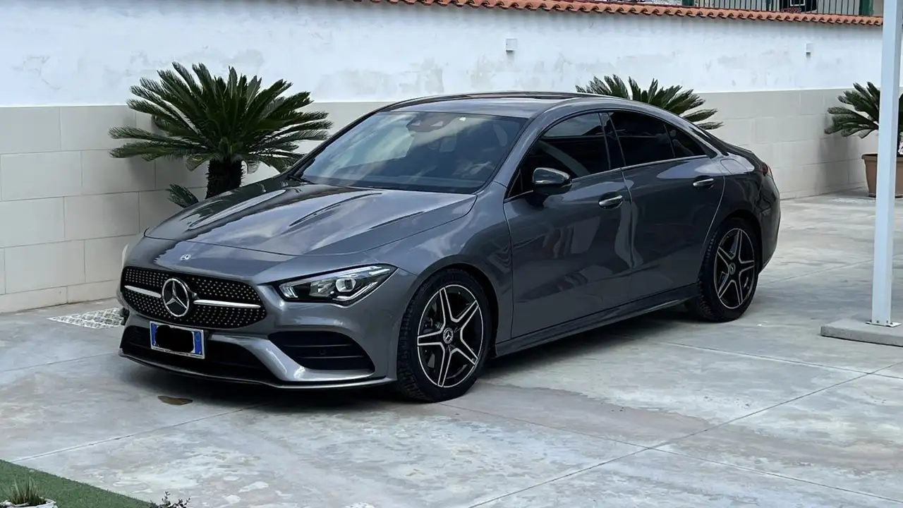 Mercedes-Benz CLA 200