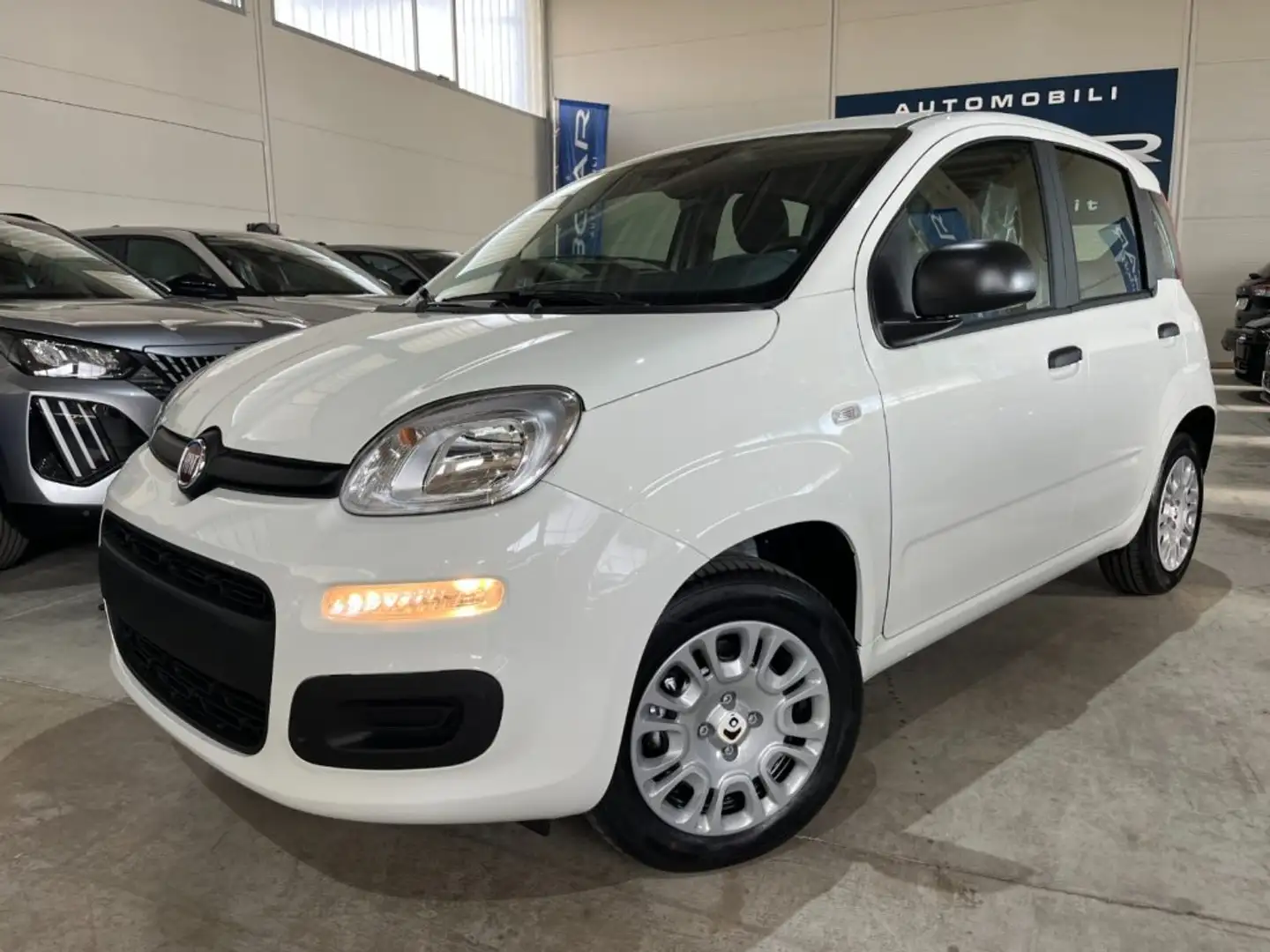 Fiat Panda 1.0 FireFly Hybrid Icon Pandina /PACK CITY+PARK Bianco - 1