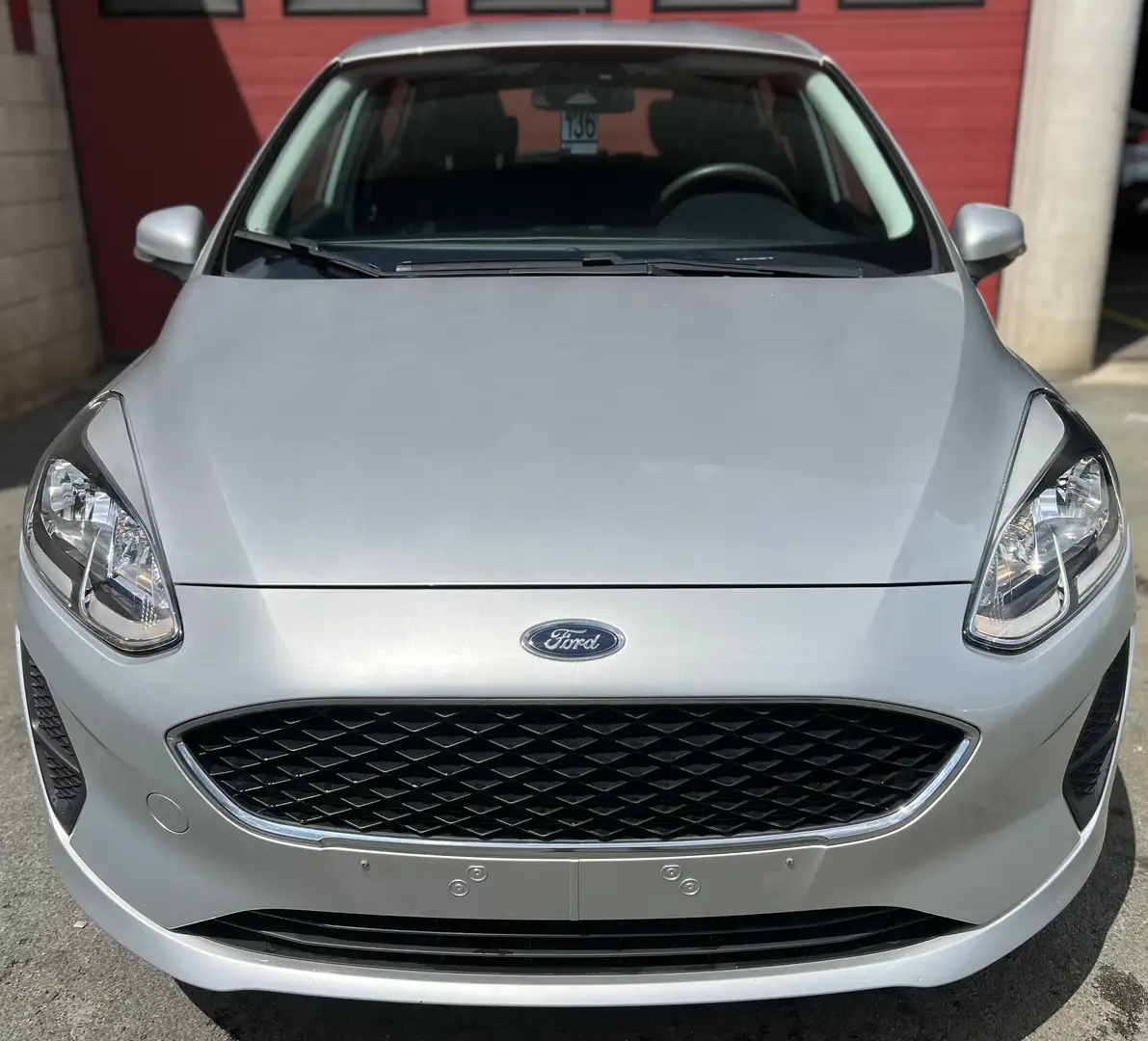 Ford Fiesta 1.1i Trend + CLIM Gris - 2