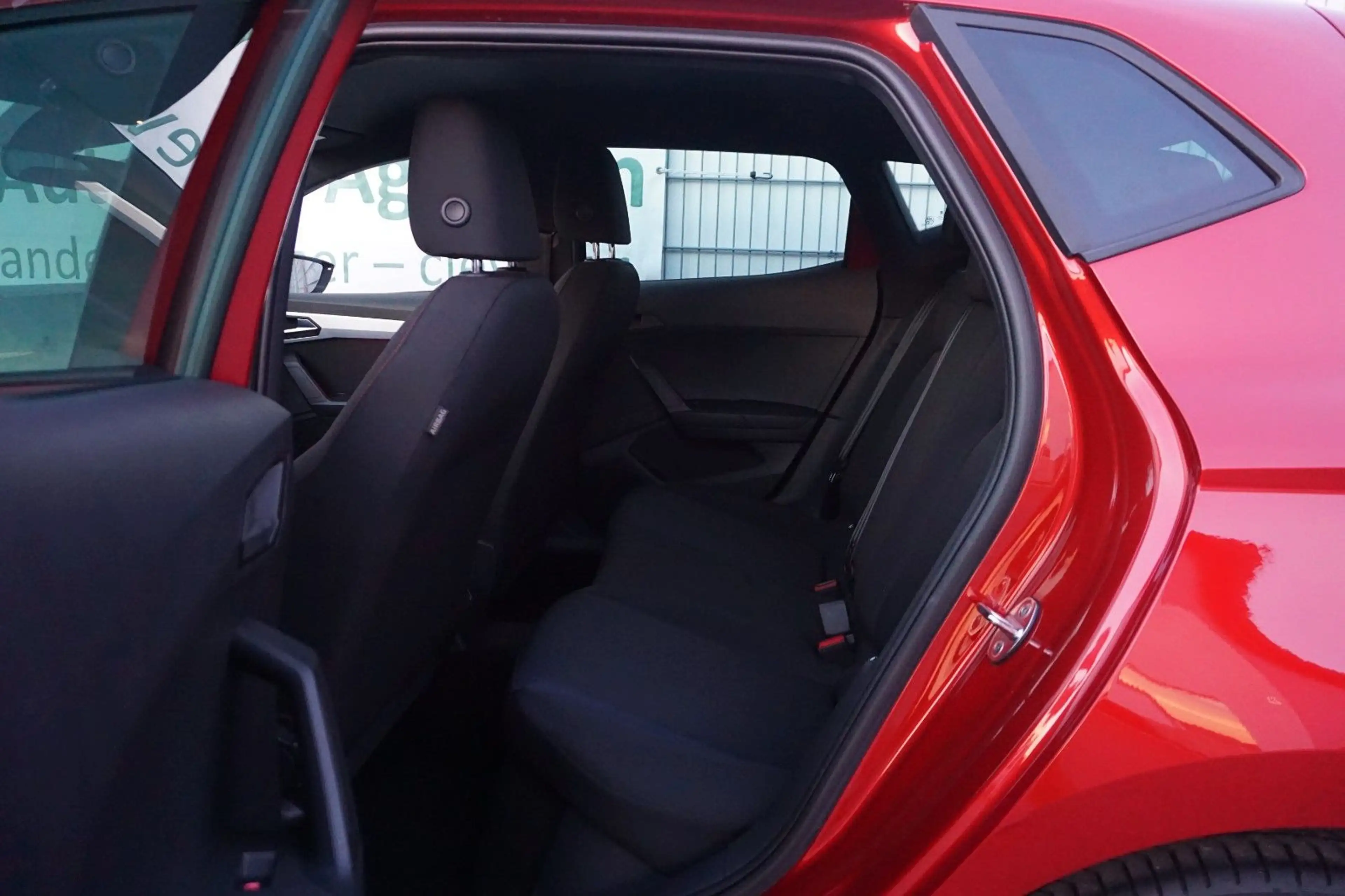 SEAT Ibiza FR 1. 0 TSI NAVI/RFK/ACC/BEATS/18 ZOLL/LED — photo 11