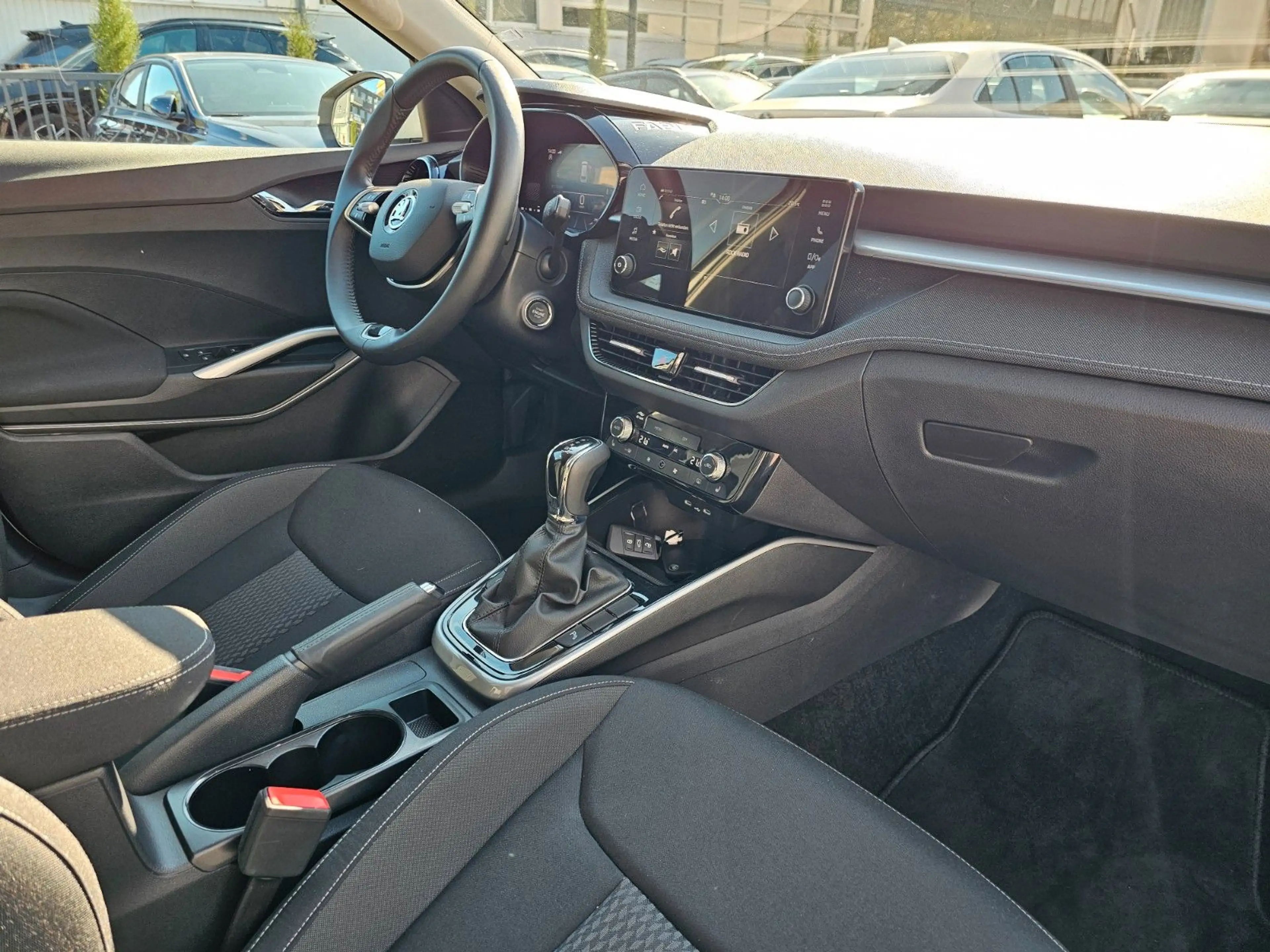 Skoda Fabia 1,0 TSI DSG Top Selection — photo 15
