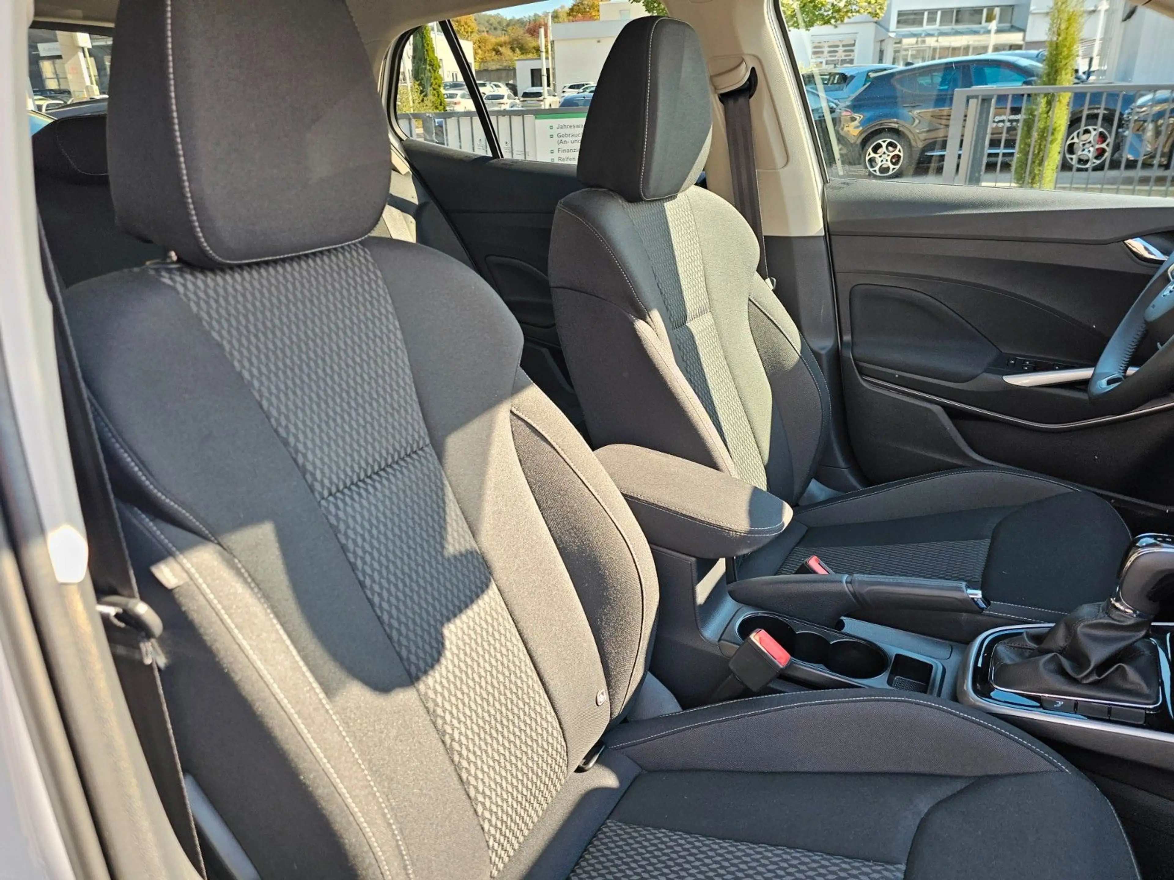 Skoda Fabia 1,0 TSI DSG Top Selection — photo 14
