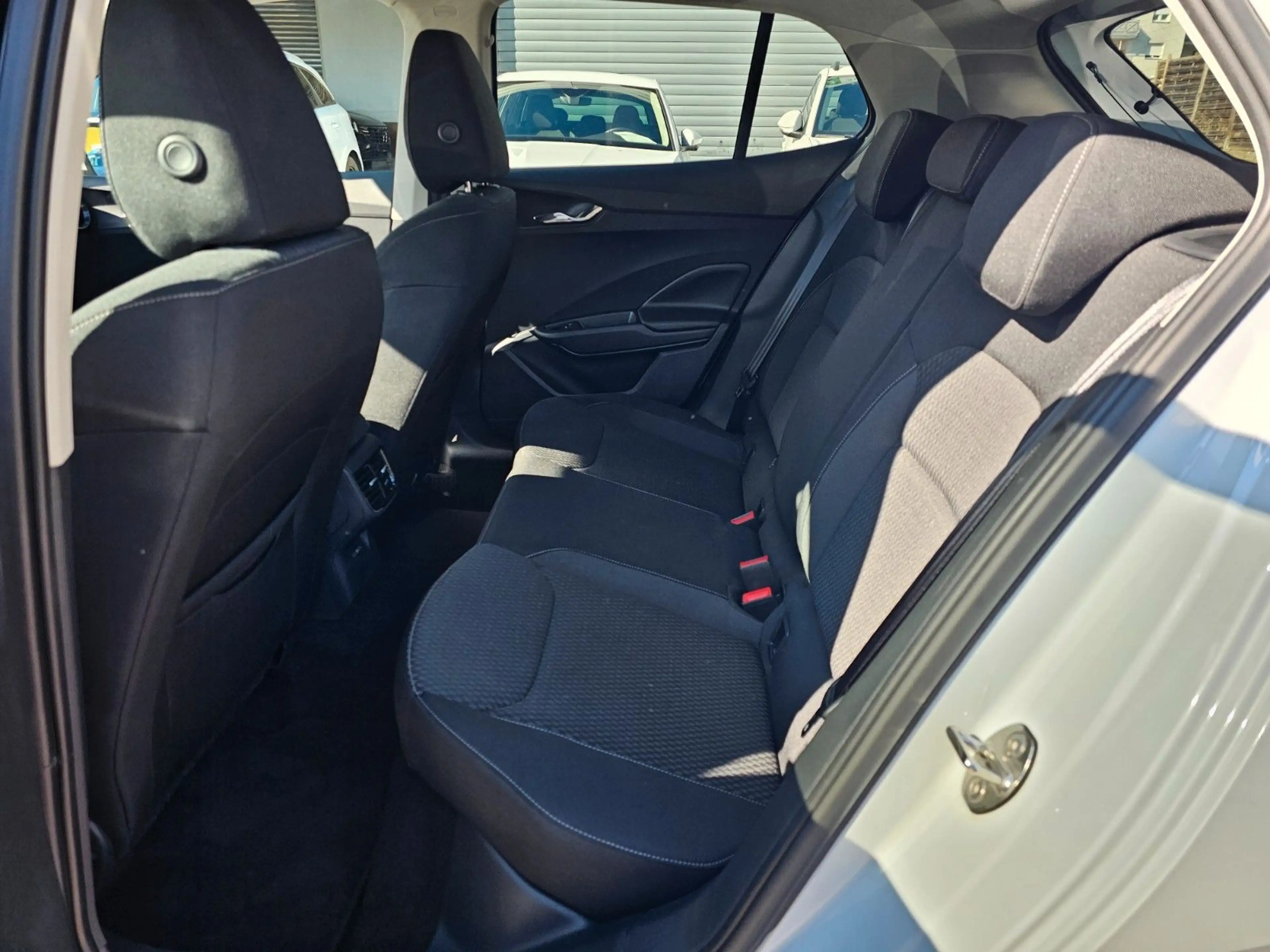 Skoda Fabia 1,0 TSI DSG Top Selection — photo 10