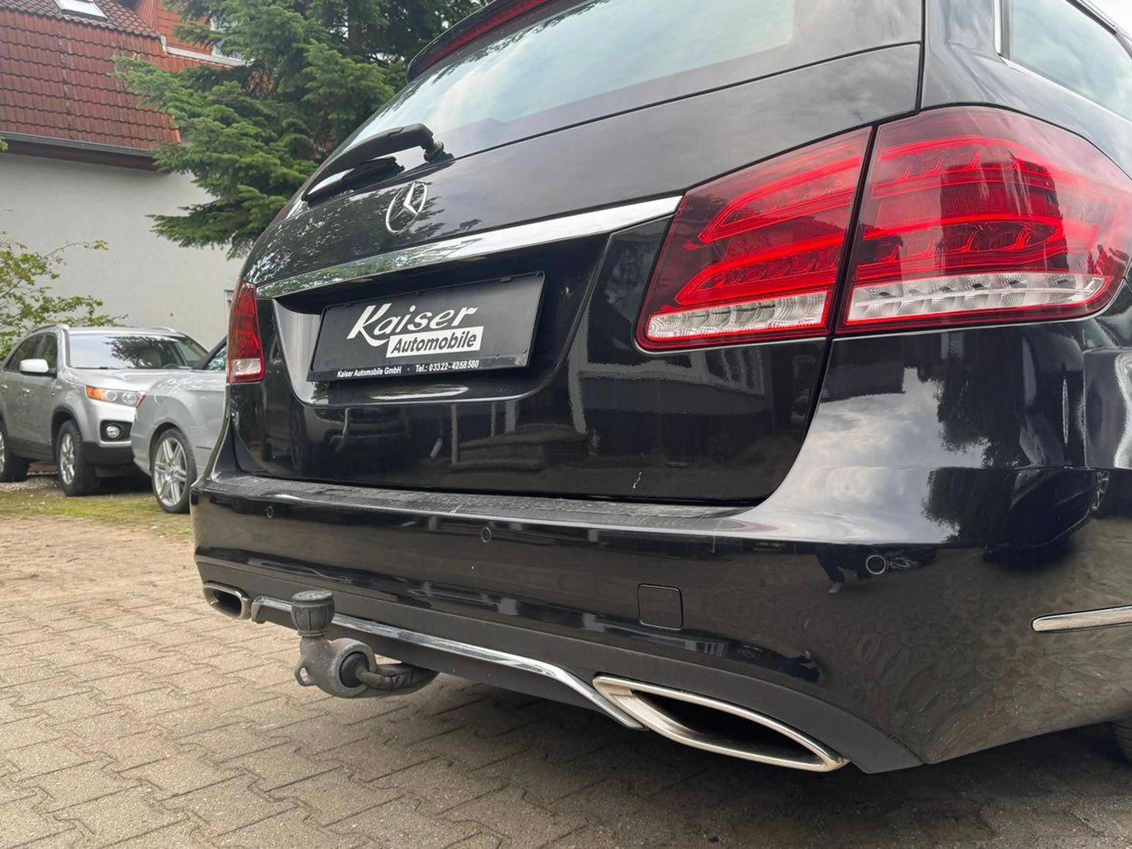 Mercedes-Benz E 200 BlueTec-komplette Werkstatthistorie-Top Zustand — photo 6