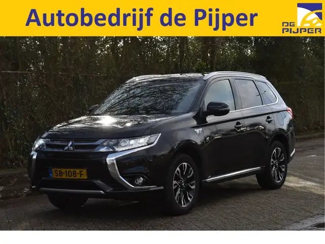 Mitsubishi Outlander 2.0 PHEV Premium 203PK 4WD | NL-Auto | Camera | Tr