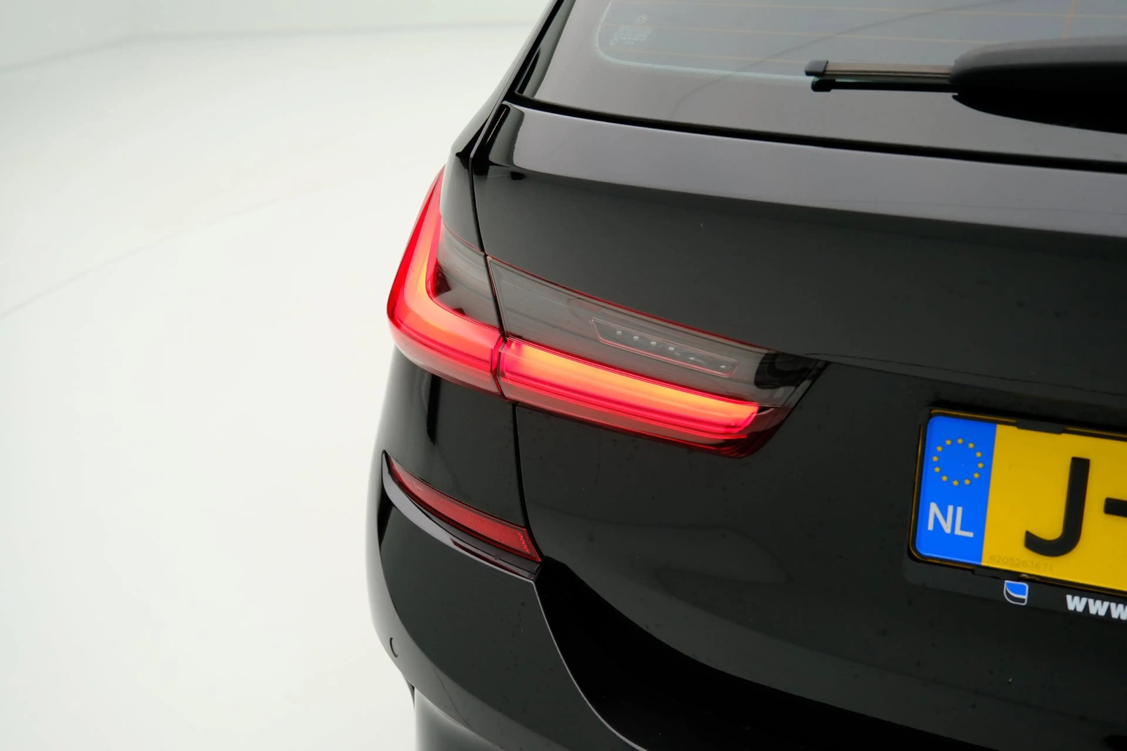 BMW 330 3-serie Touring 330i M Sport Aut. Pano|Leder|CarPl — photo 30