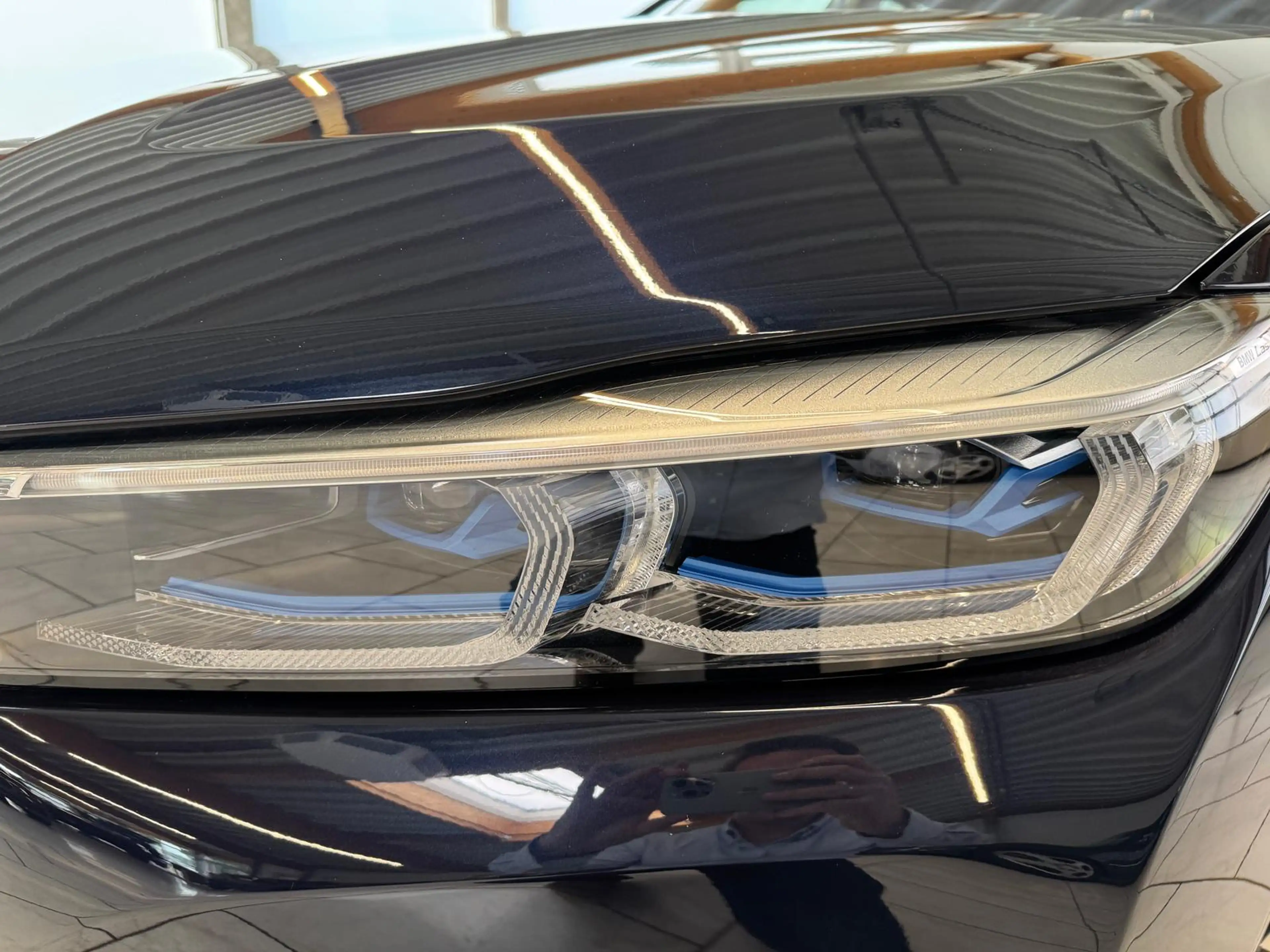 BMW 750 i L xDrive - SkyLounge/Laser/HarmanKardon — photo 2