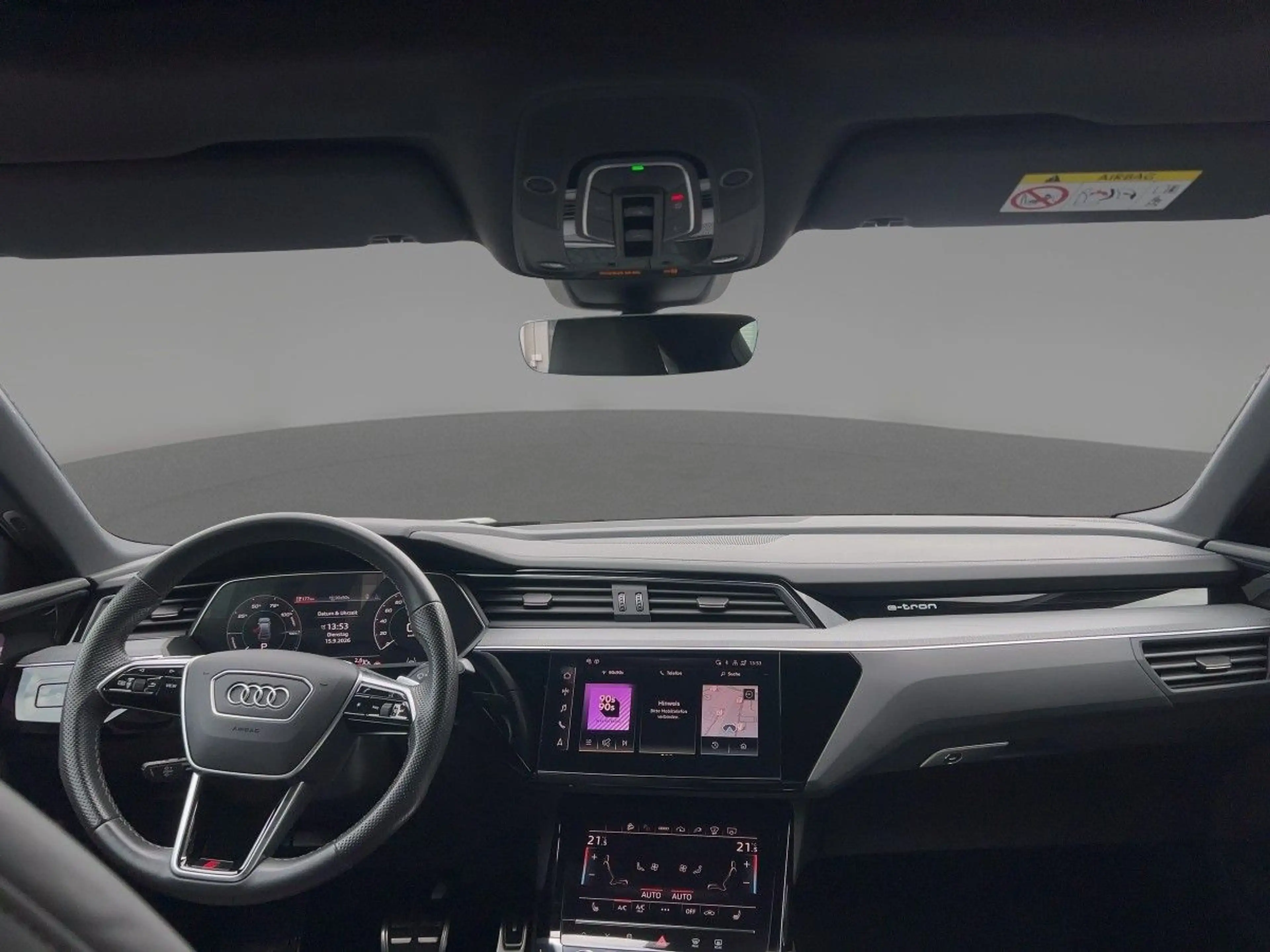 Audi Q8 Sportback 55 e-tron S line quattro — photo 7
