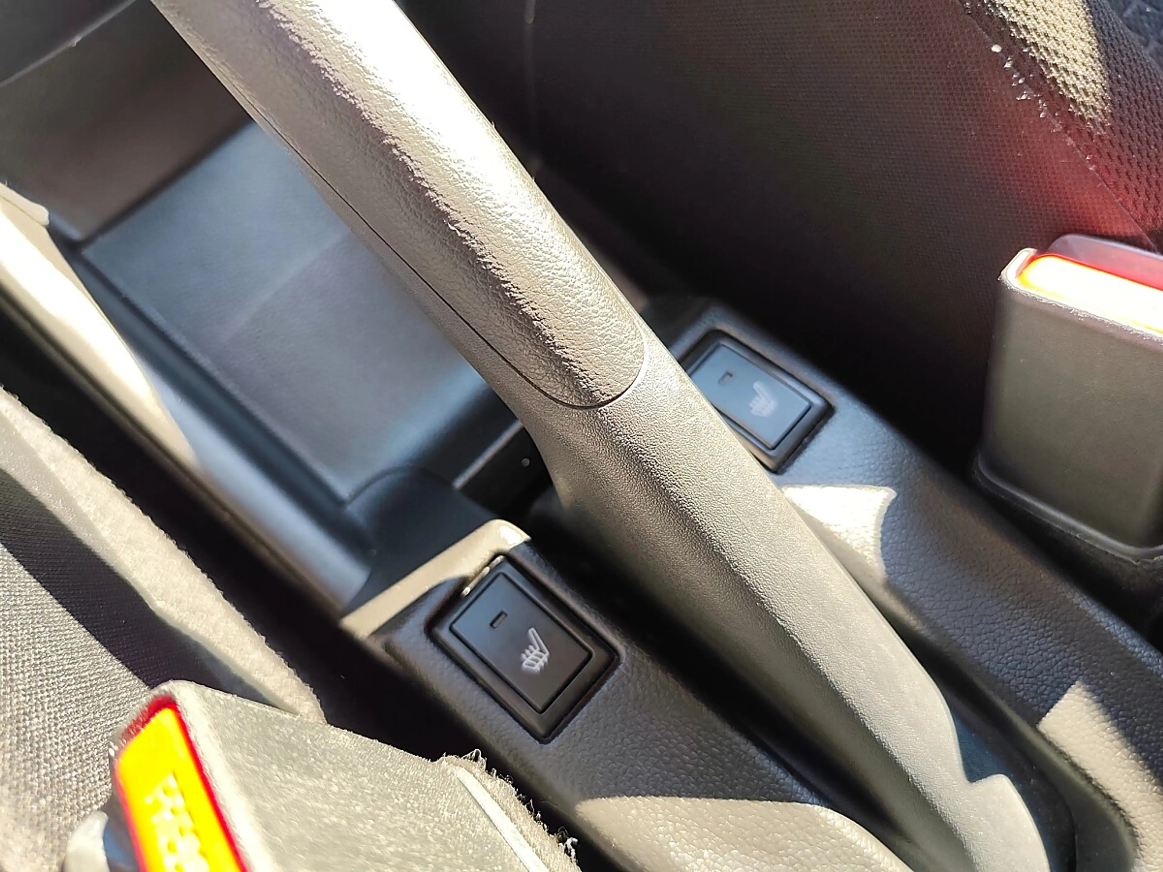 Suzuki Swift 1,2 Hybrid DualJet Shine — photo 14