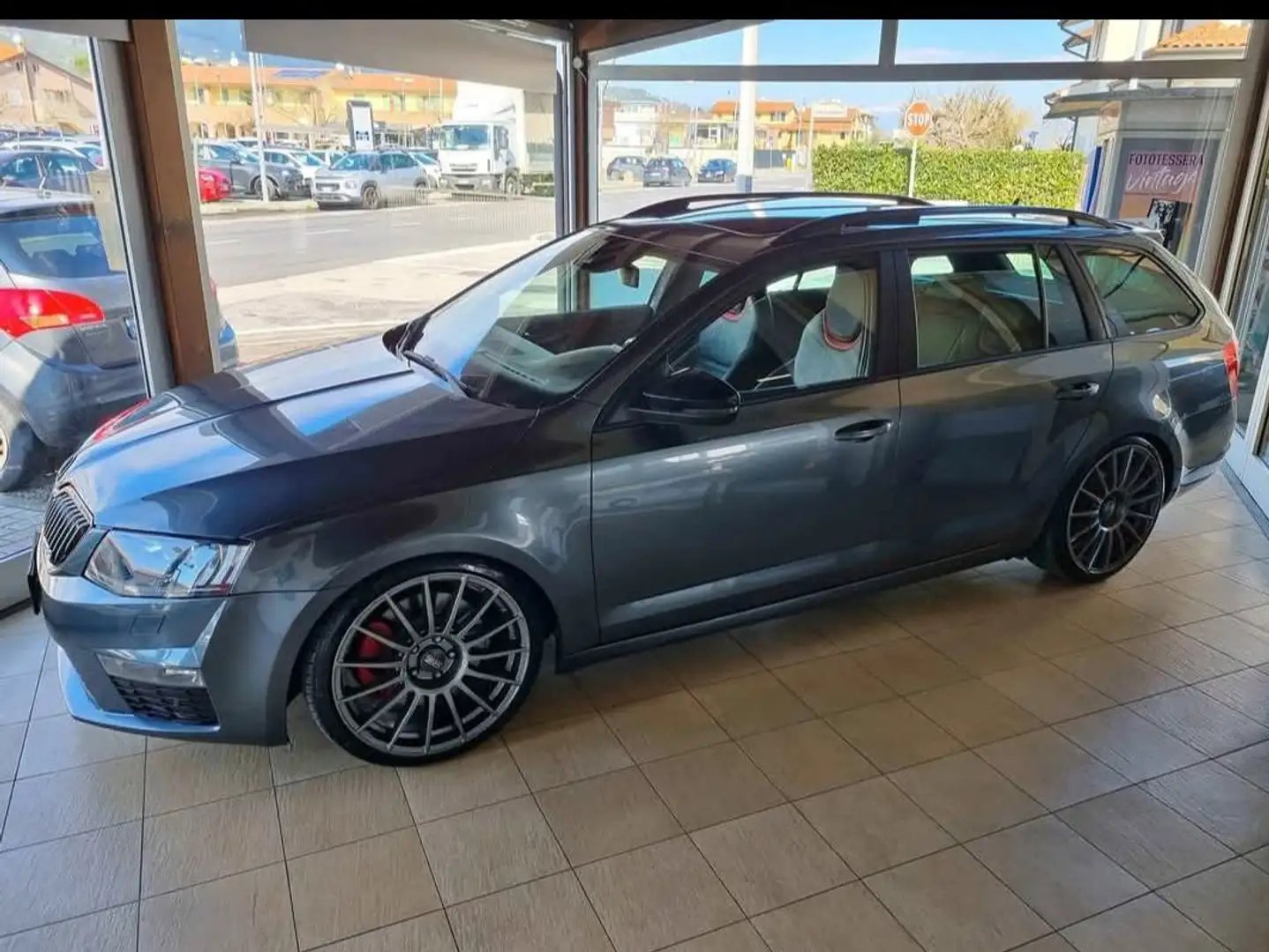 Skoda Octavia Octavia Wagon 2.0 tsi RS 220cv dsg Verde - 1