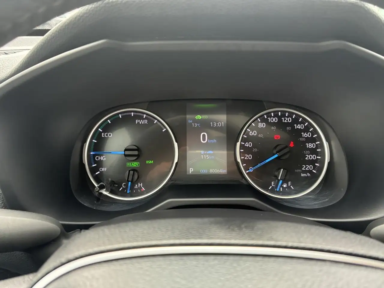 Toyota RAV 4 снимка Toyota RAV 4