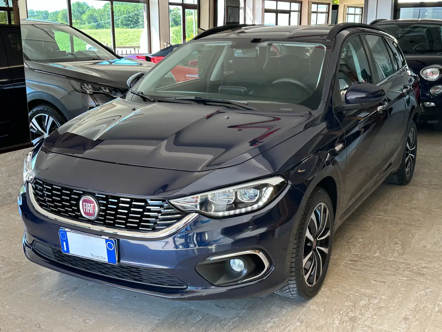 Fiat Tipo SW 1.6 M.JET 120 cv. LOUNGE (Nav) Bleu - 2