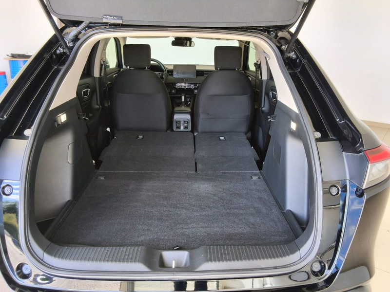 Honda HR-V e:HEV 1.5 i-MMD Hybrid Elegance — photo 13