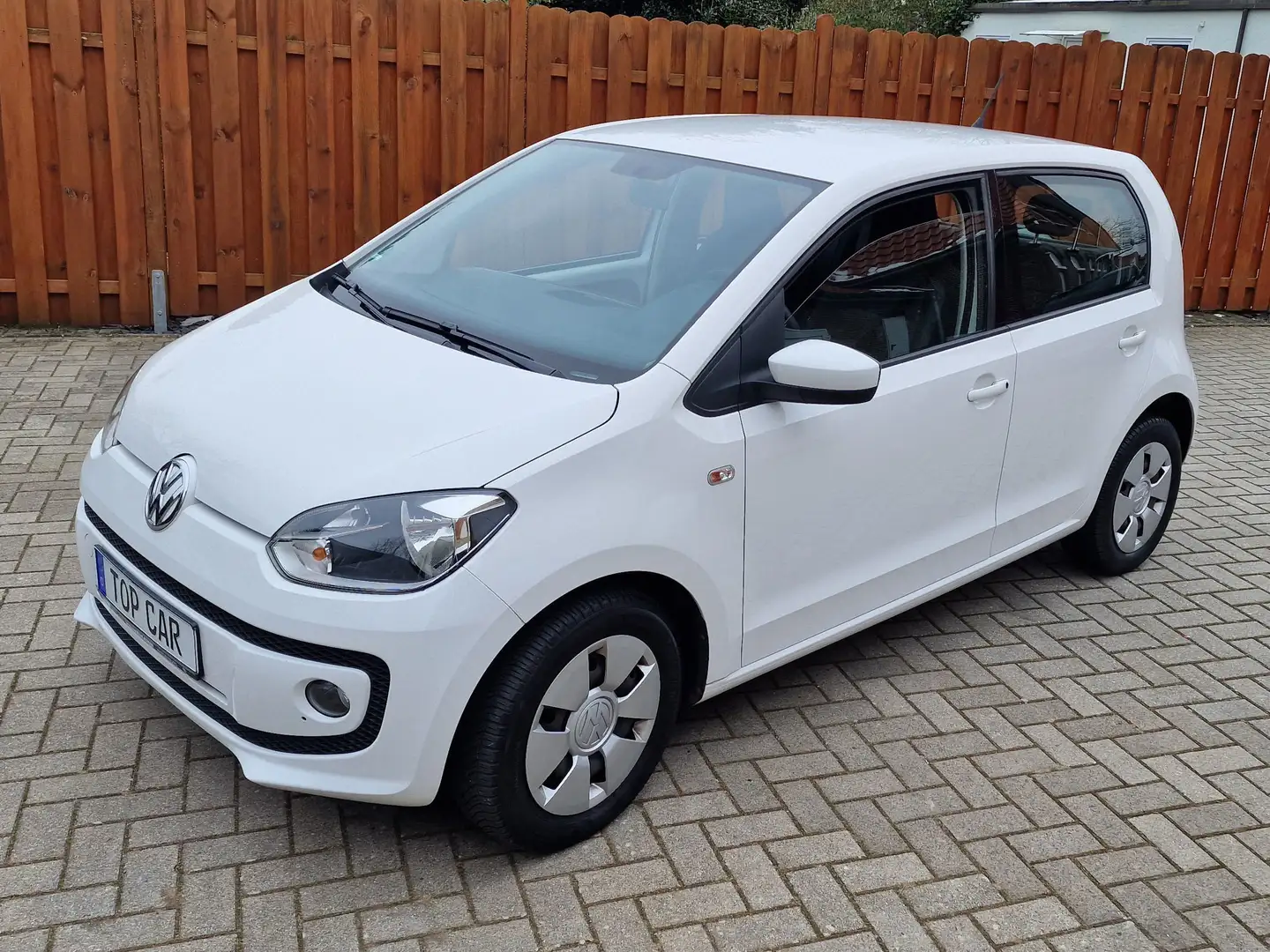 Volkswagen up! move up! BMT eco Bílá - 1