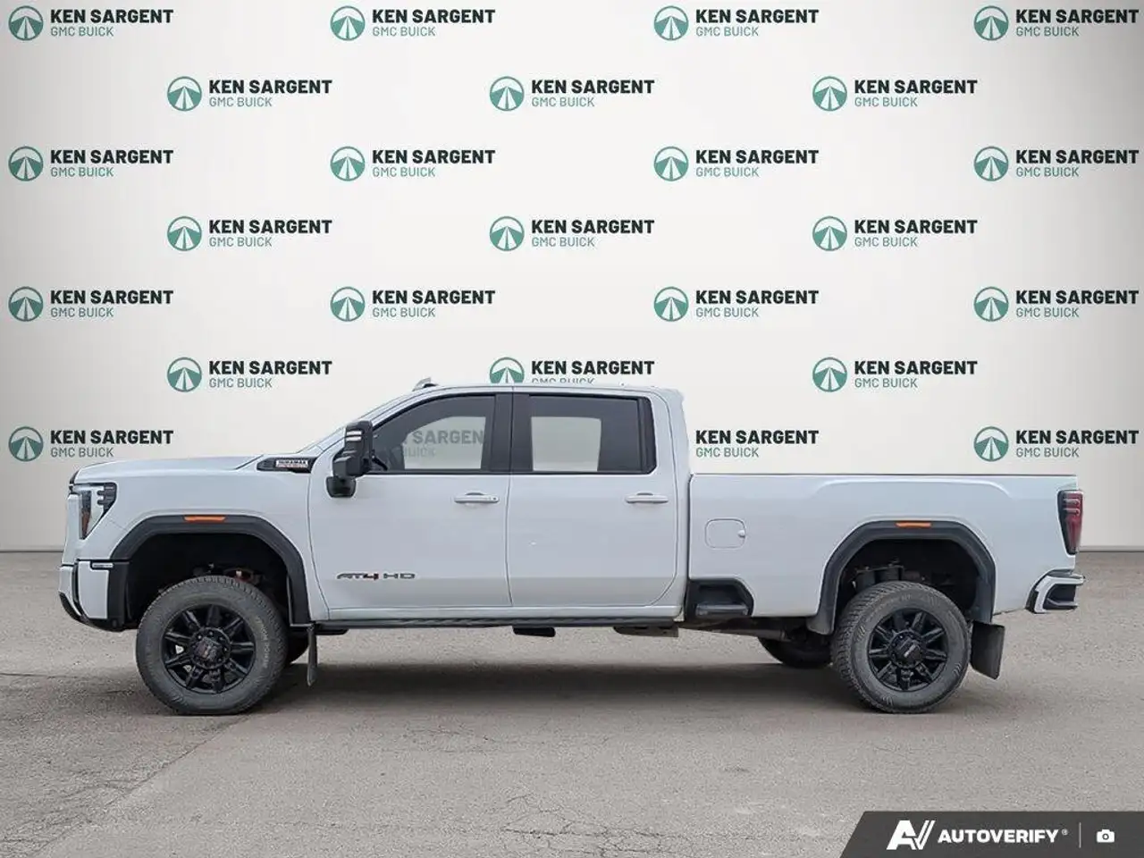 GMC Sierra 3500HD снимка GMC Sierra 3500HD