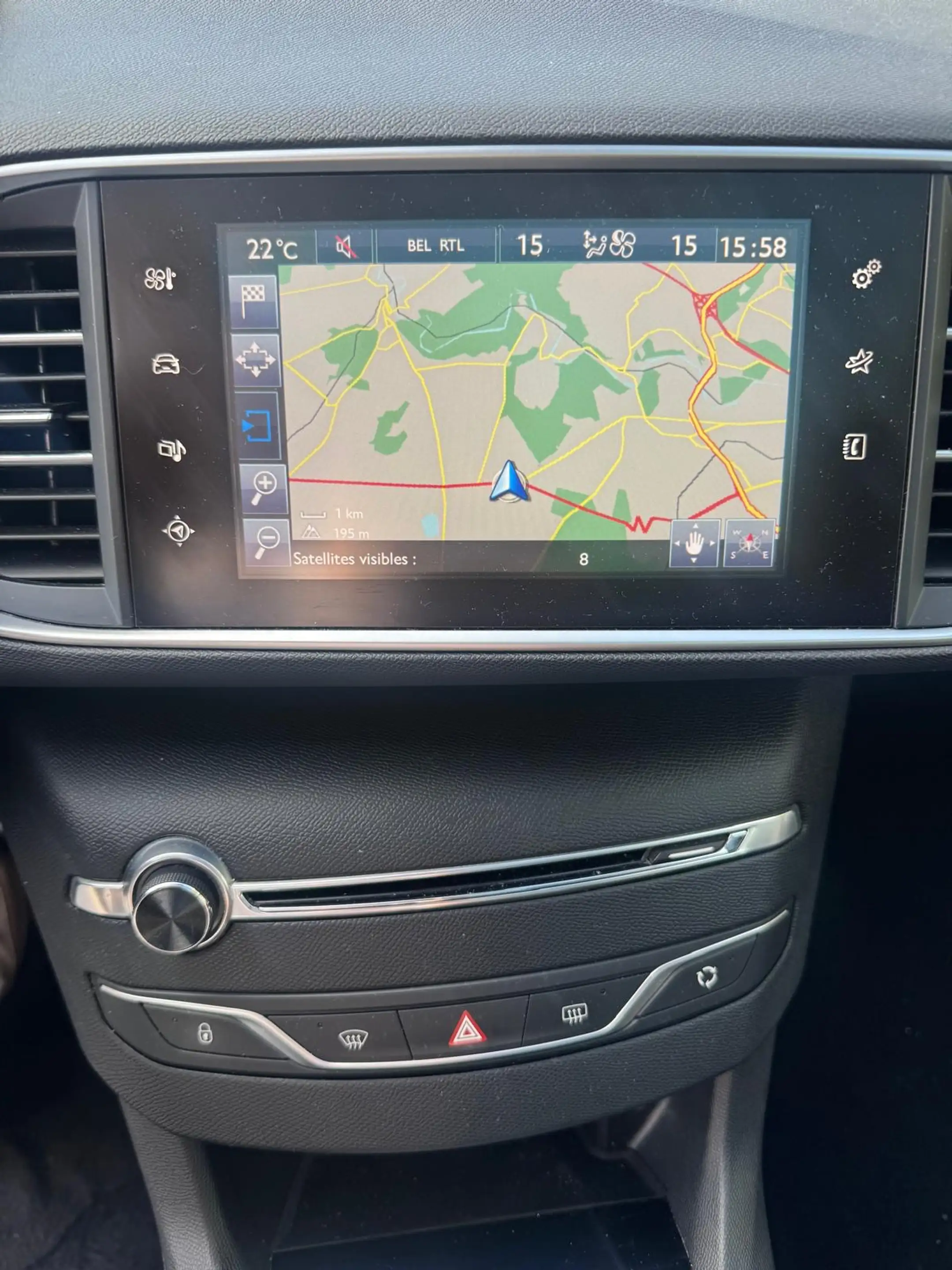 Peugeot 308 308 SW 1.6 BlueHDi Allure STT — photo 13