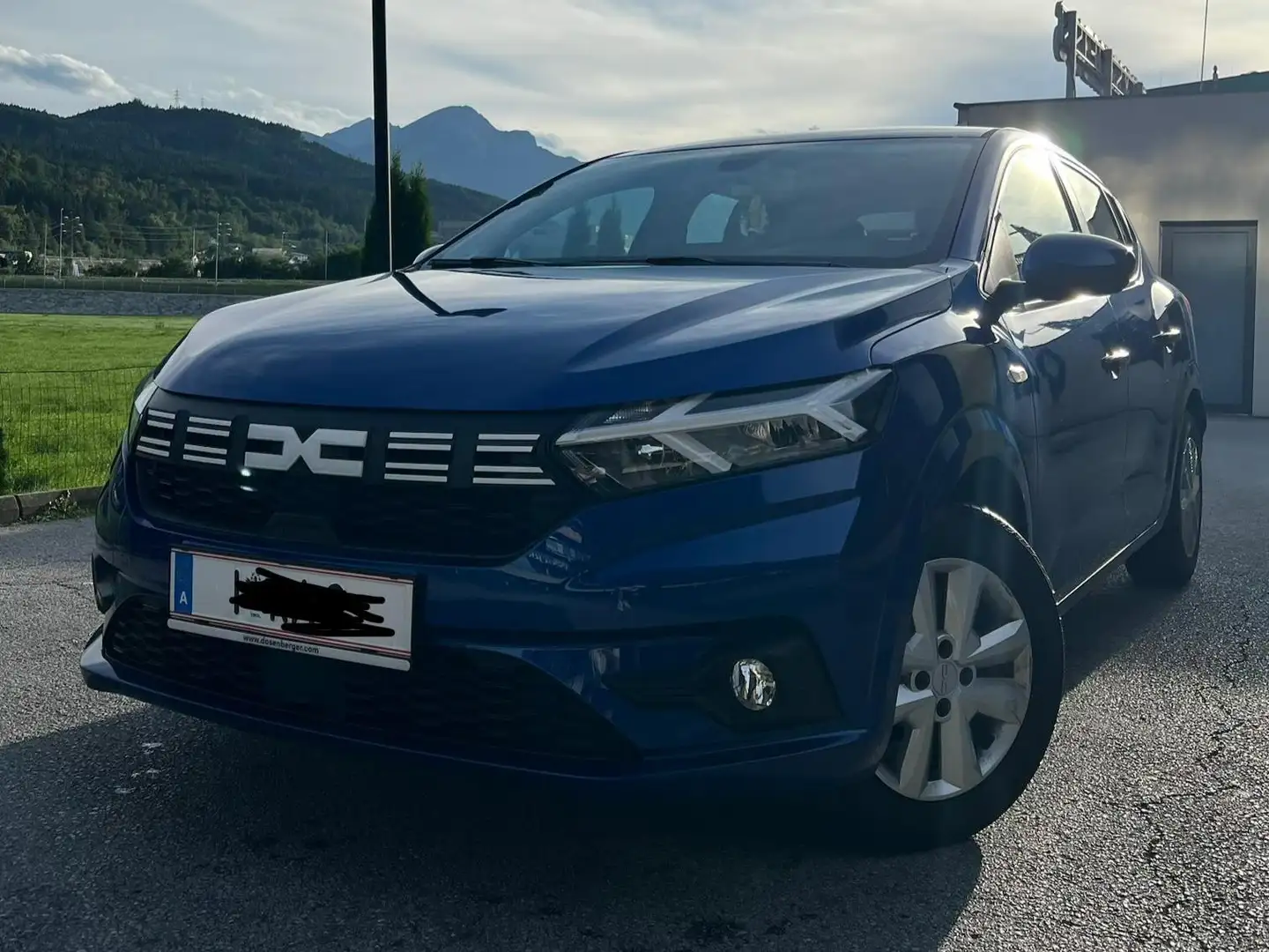 Dacia Sandero Sandero Expression TCe 90 Expression Blau - 1
