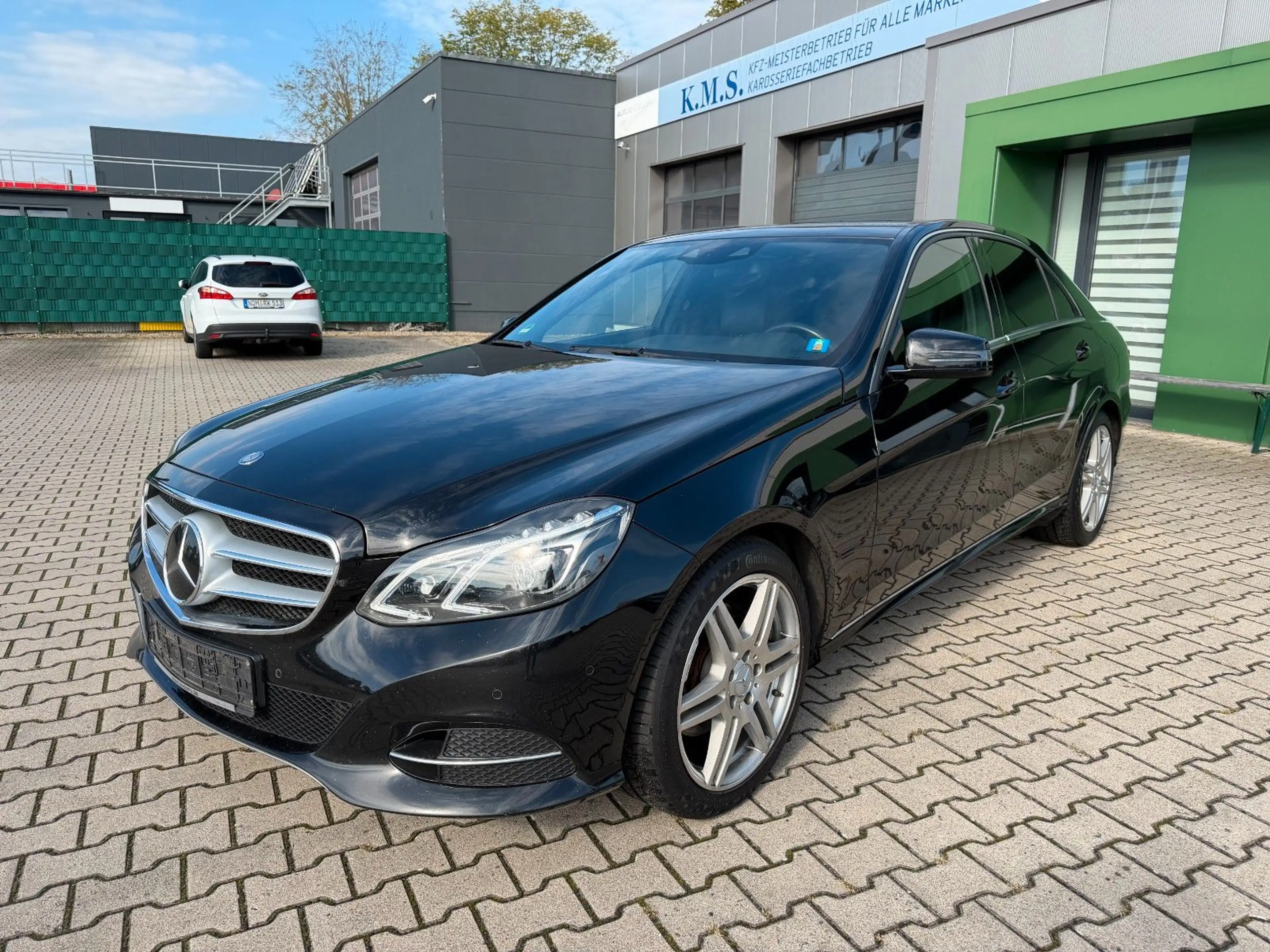 Mercedes-Benz E 350 E350 BlueTec 4Matic Lim*Aut*LED*ACC*Kam*AMG-18Z — photo 4