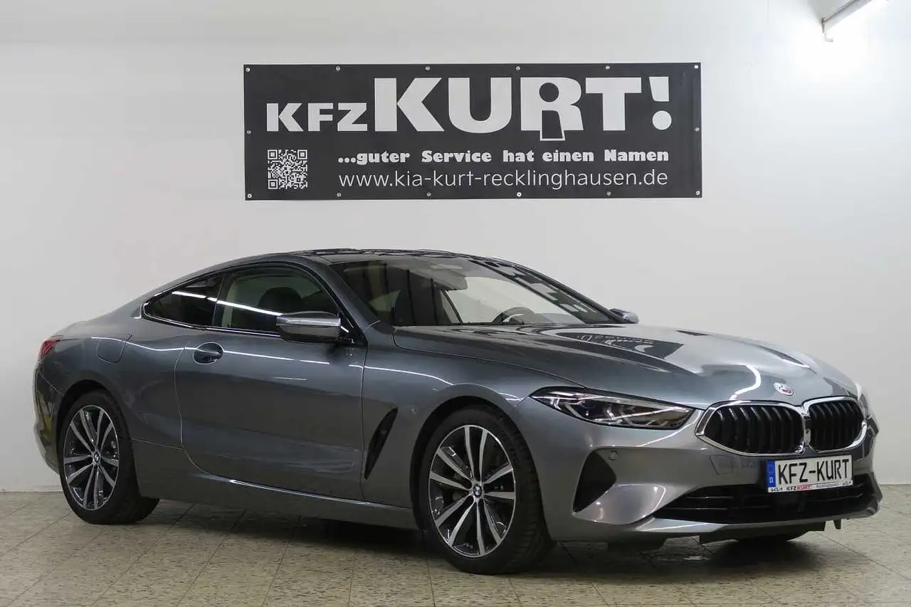BMW 840
