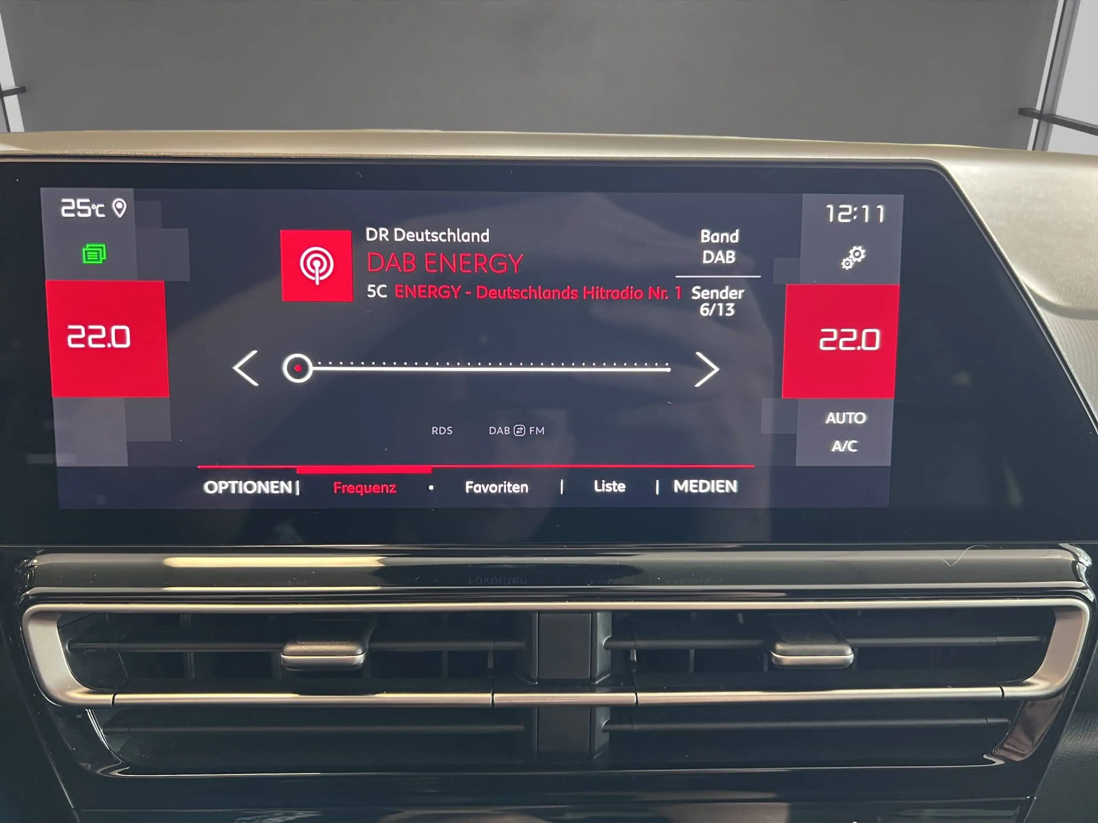 Citroen C5 Plus 1.2 145 e-DSC6 Hybrid PDC/RFK/SHZ/DAB/LED/NAVI — photo 10