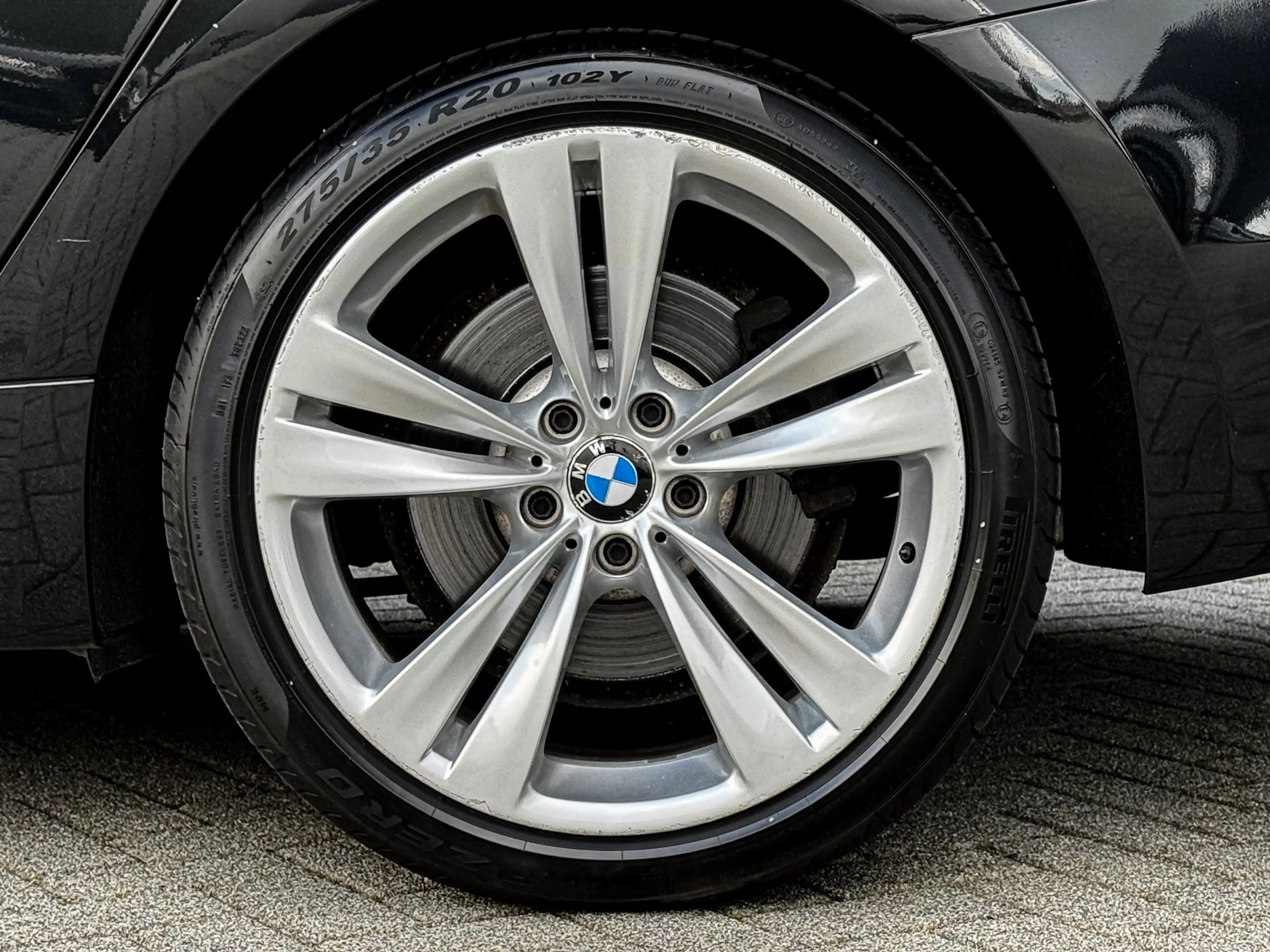 BMW 535 5-serie Gran Turismo 535i GT Executive 306 PK PANO — photo 14