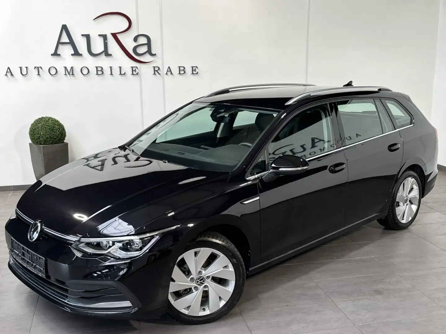 Volkswagen Golf Variant 1.5 eTSI DSG Style NAV+LED+ACC+VC Noir - 2