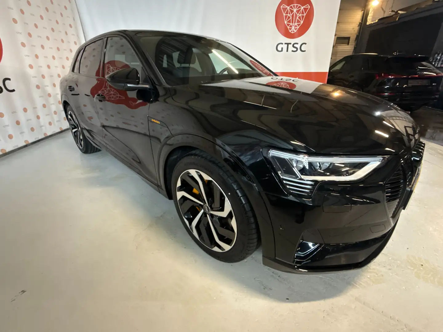 Audi e-tron 55 408pk B&O 360°Camera Leder Matrix Trekhaak Schwarz - 2