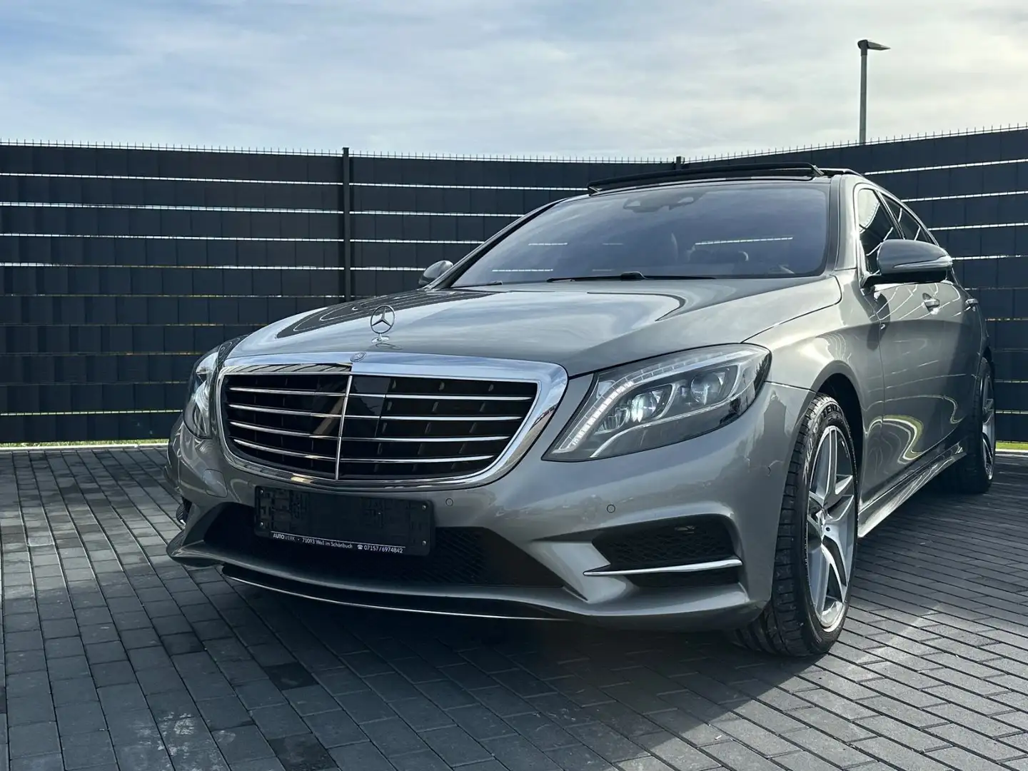 Mercedes-Benz S 500 L AMG-LINE*7G*PANO*360*DISTR*TV*LED*BURM* Argintiu - 1