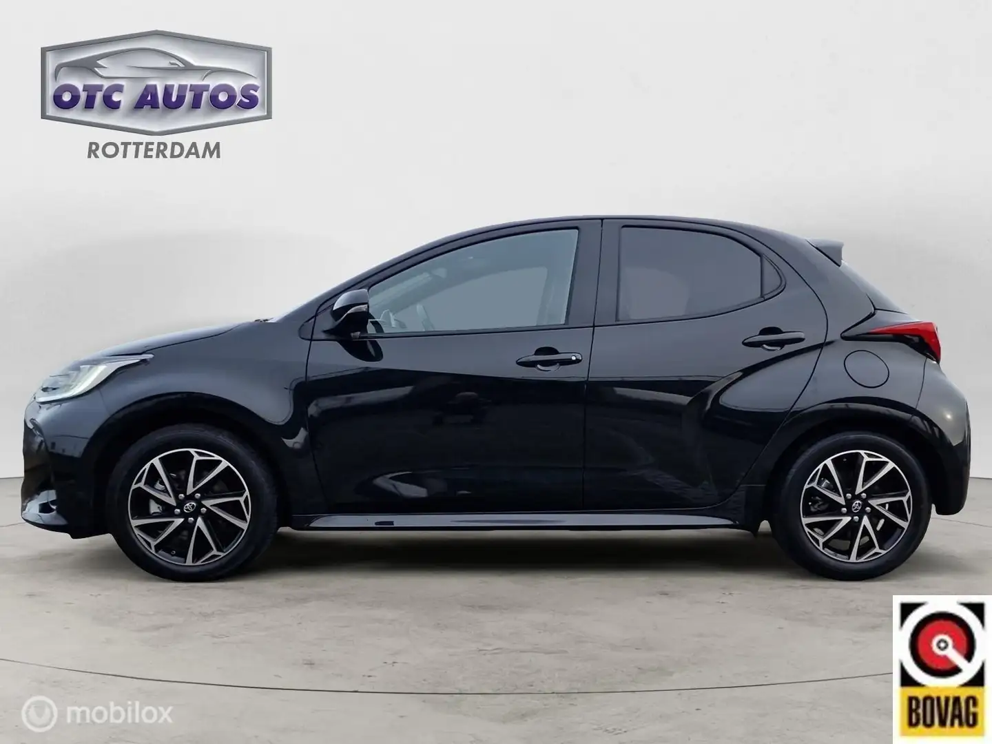 Toyota Yaris 1.5 Hybrid 115 Business pas beurt gehad Automaat S Noir - 2