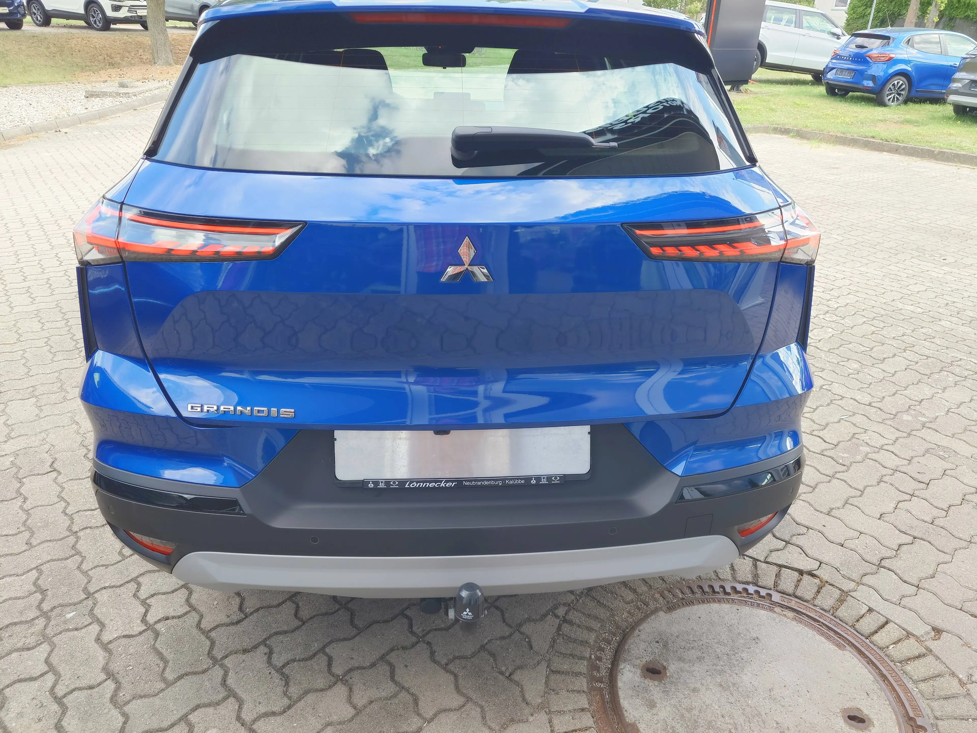 Mitsubishi Grandis 1.3 MHEV 103 kW Diamant PLUS Automatik+Anhängerzug — photo 3