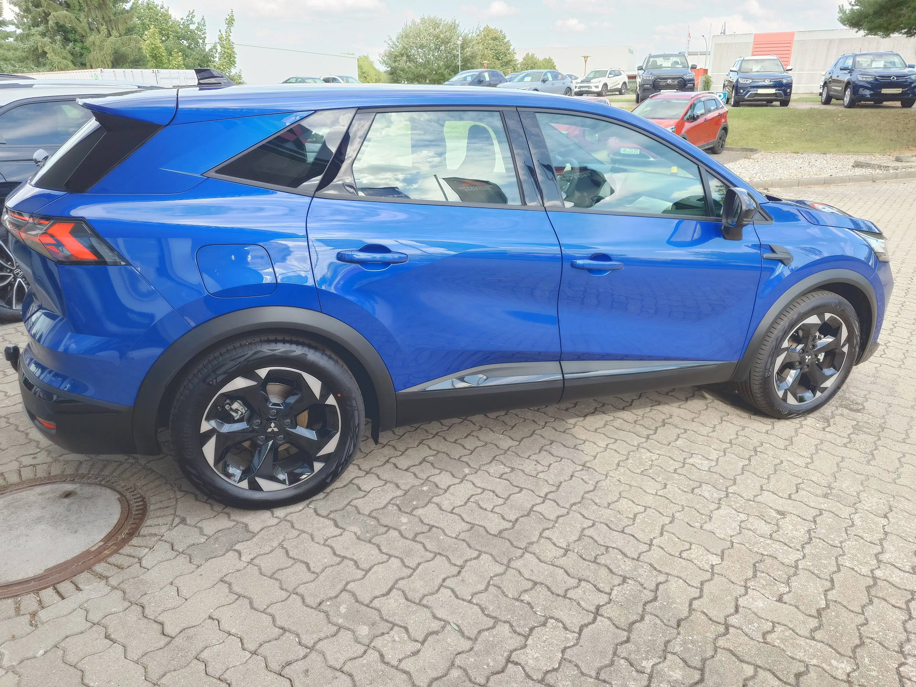 Mitsubishi Grandis 1.3 MHEV 103 kW Diamant PLUS Automatik+Anhängerzug — photo 4