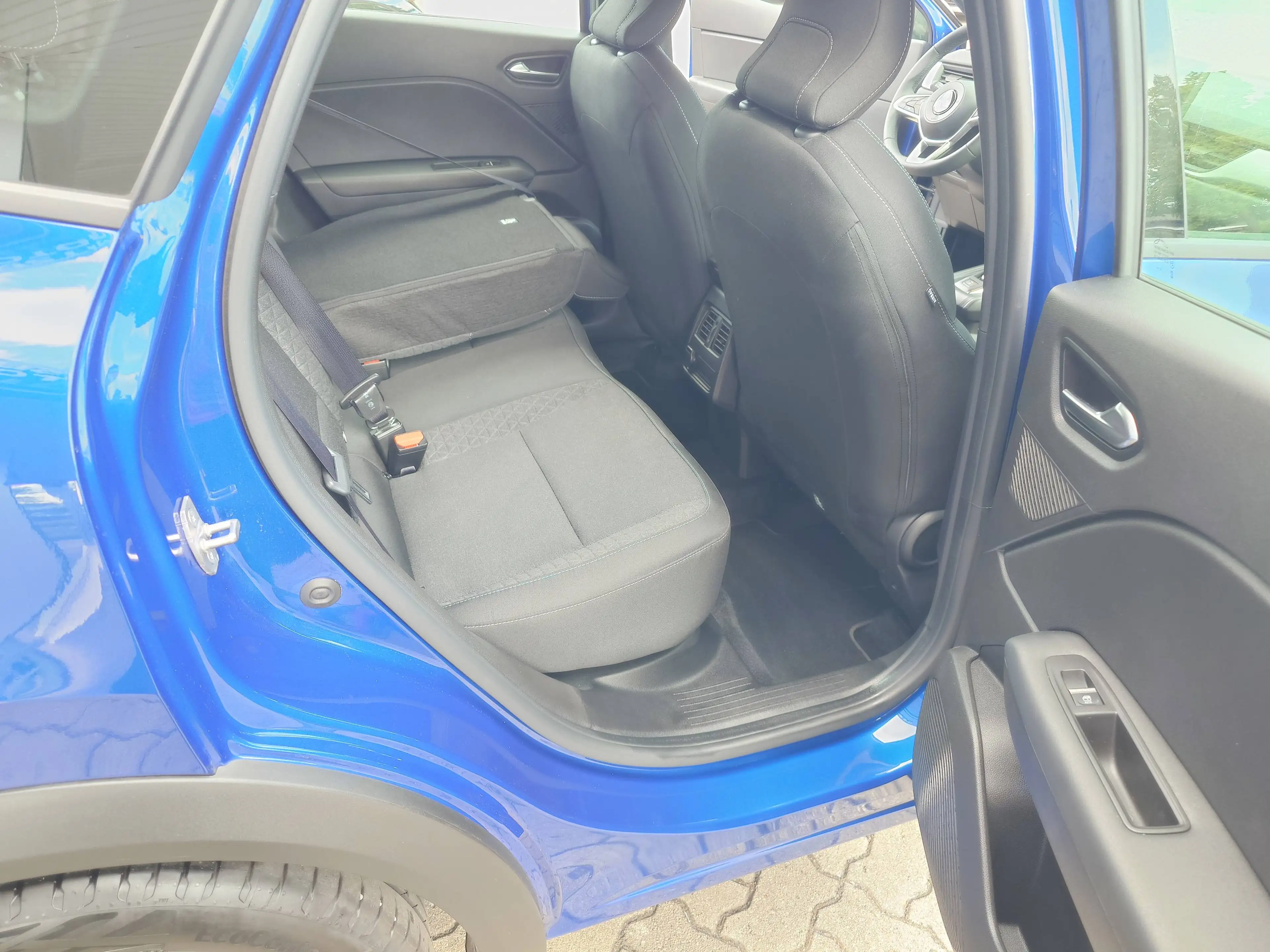 Mitsubishi Grandis 1.3 MHEV 103 kW Diamant PLUS Automatik+Anhängerzug — photo 11