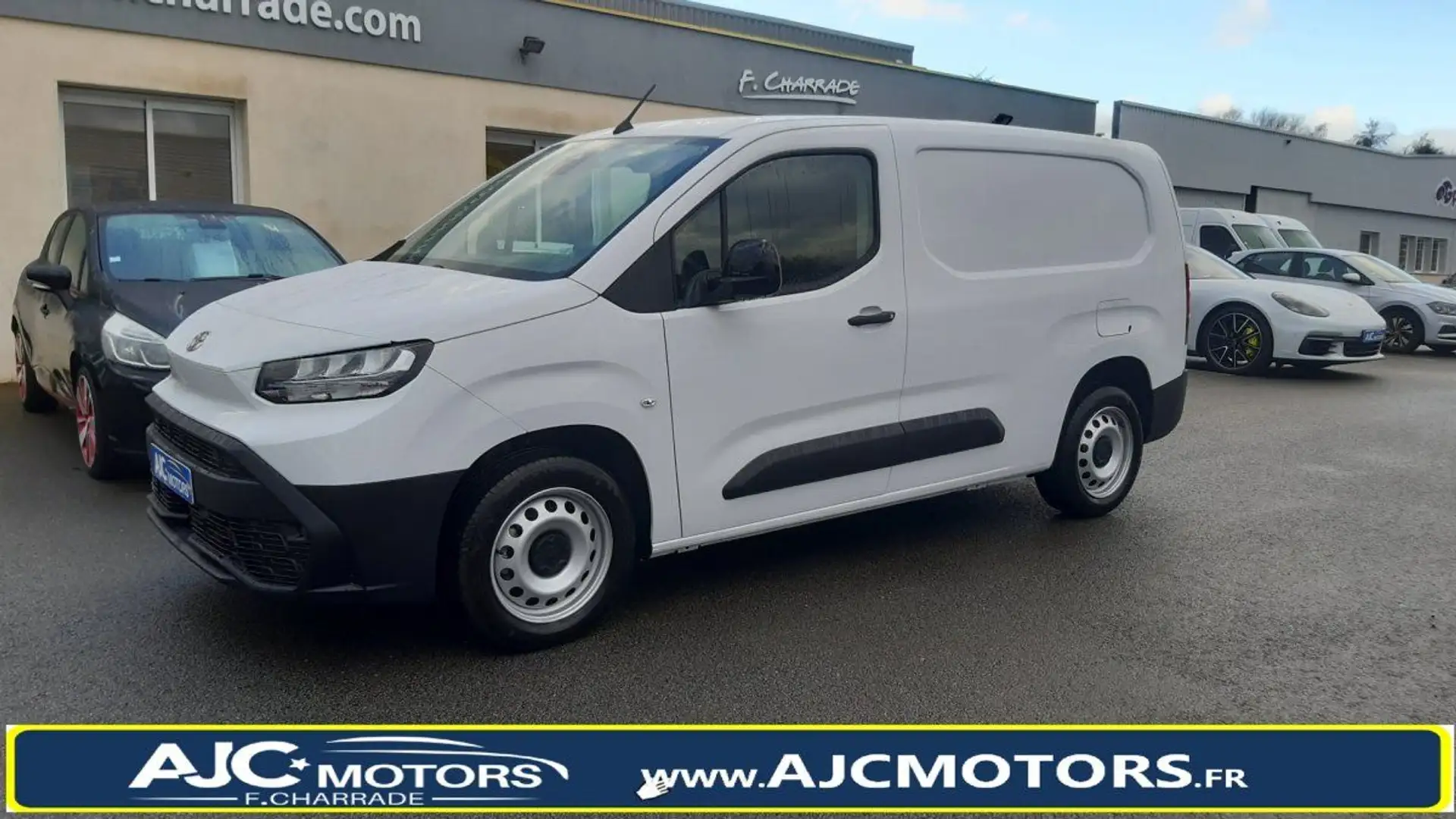 Toyota Proace CITY LONG 130 D-4D START MC24 Blanc - 1