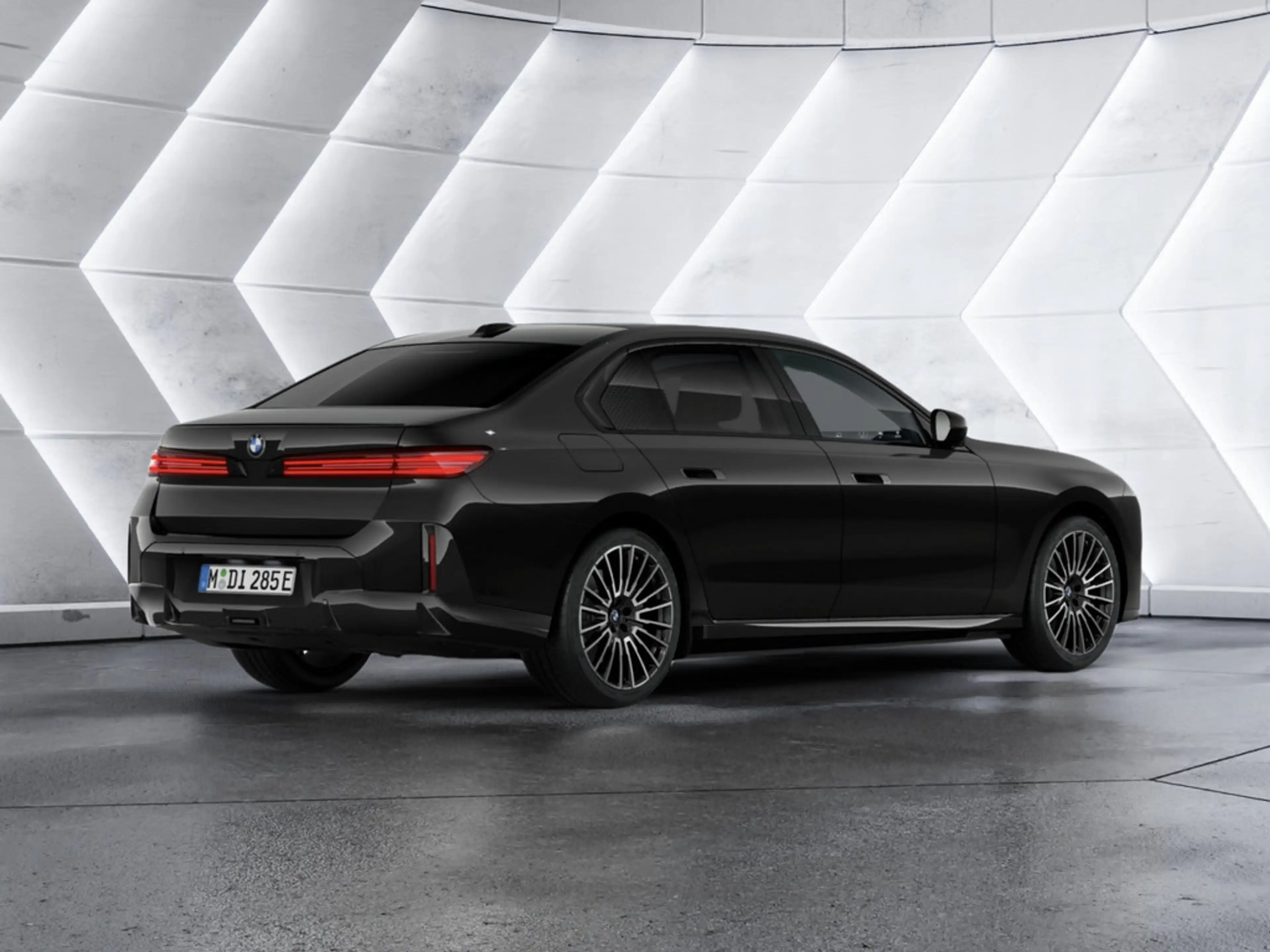 BMW i7 50 xDrive HUD SITZBELÜFTUNG LED PANO 360° — photo 2