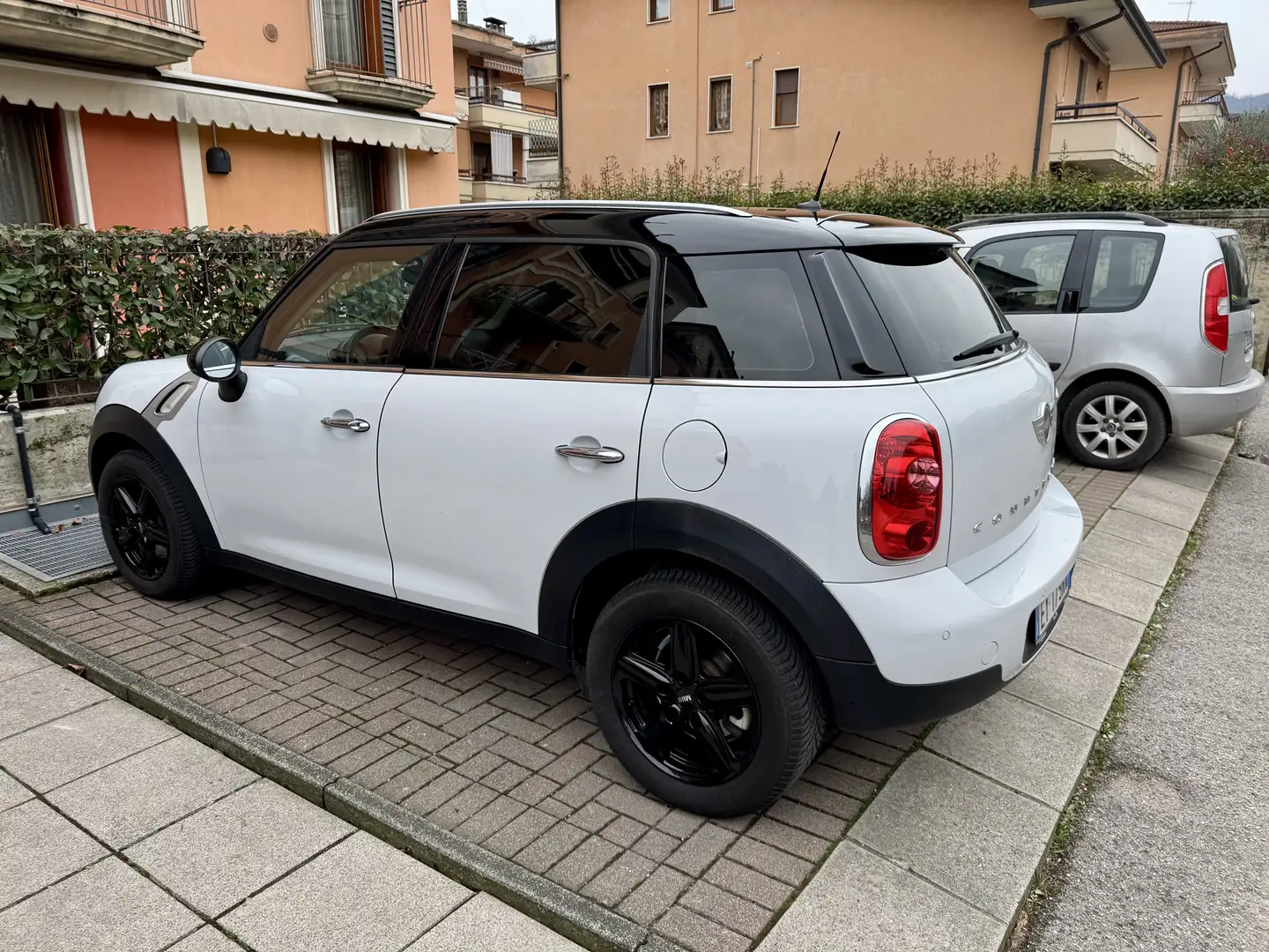 MINI Cooper D Countryman 1.6 Business - 2