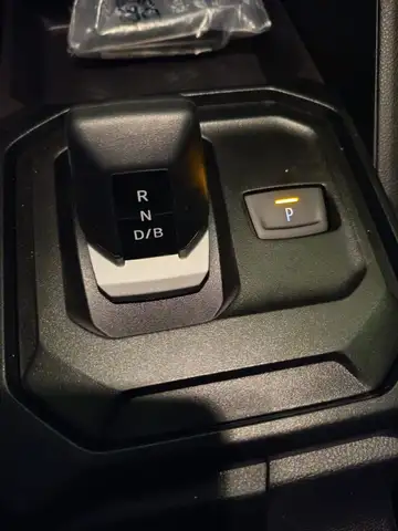 Dacia Duster view 10