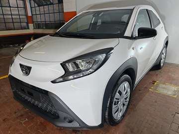 1.0 72cv Active + Telecamera